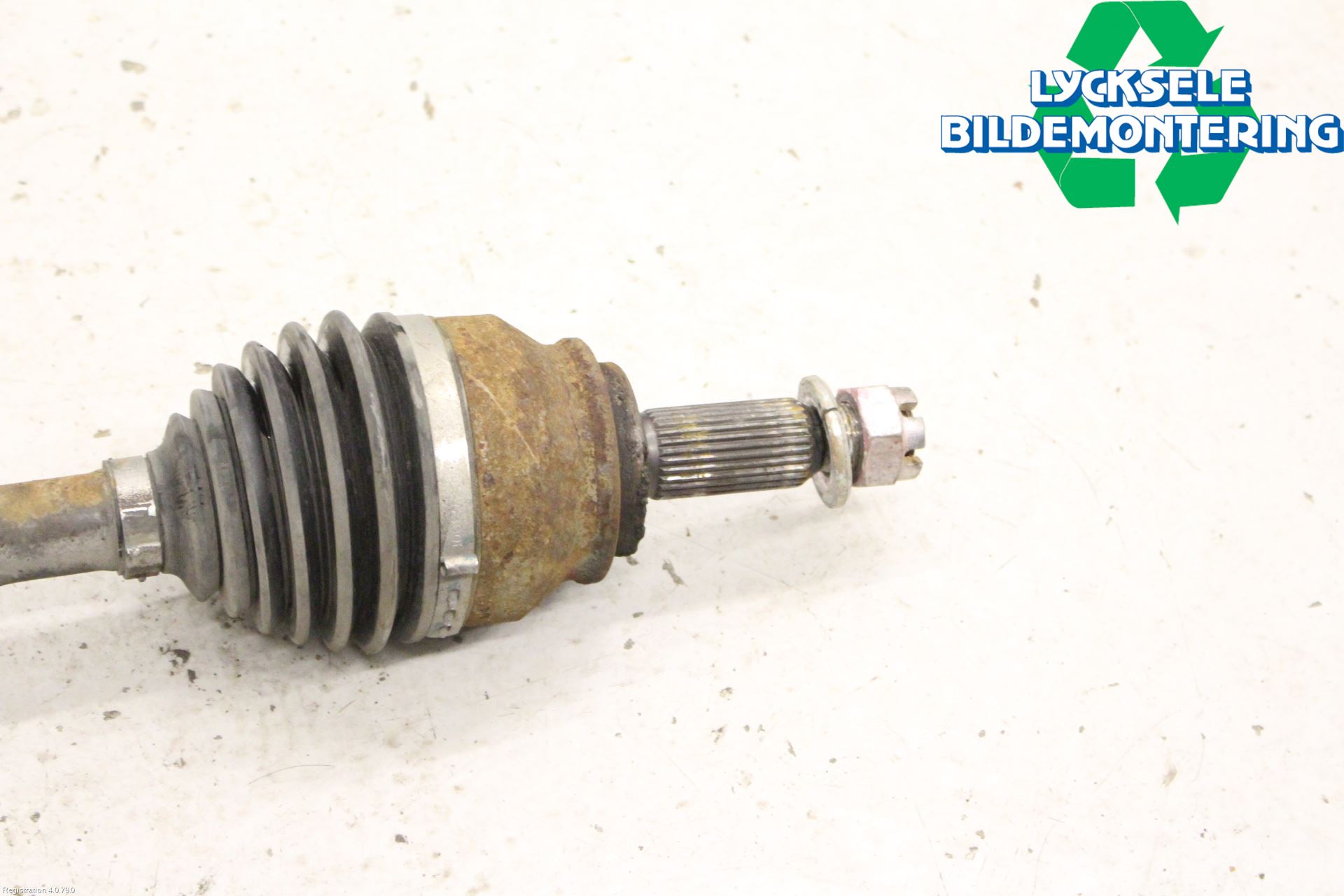 Mitsubishi OUTLANDER 07-12 Drivaxel Fram Höger