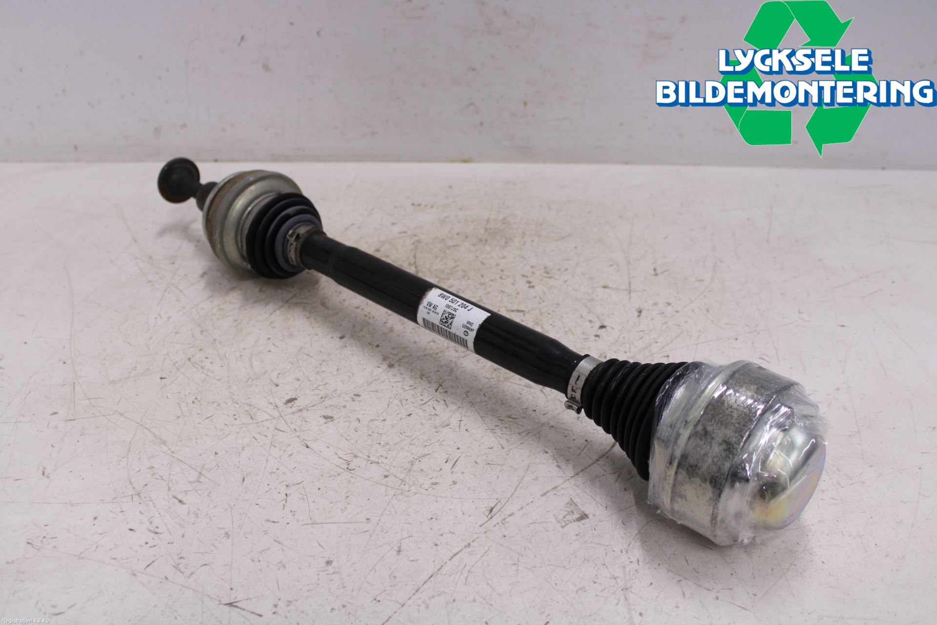 Audi A4/S4 B9 20- Drivaxel Bak Höger