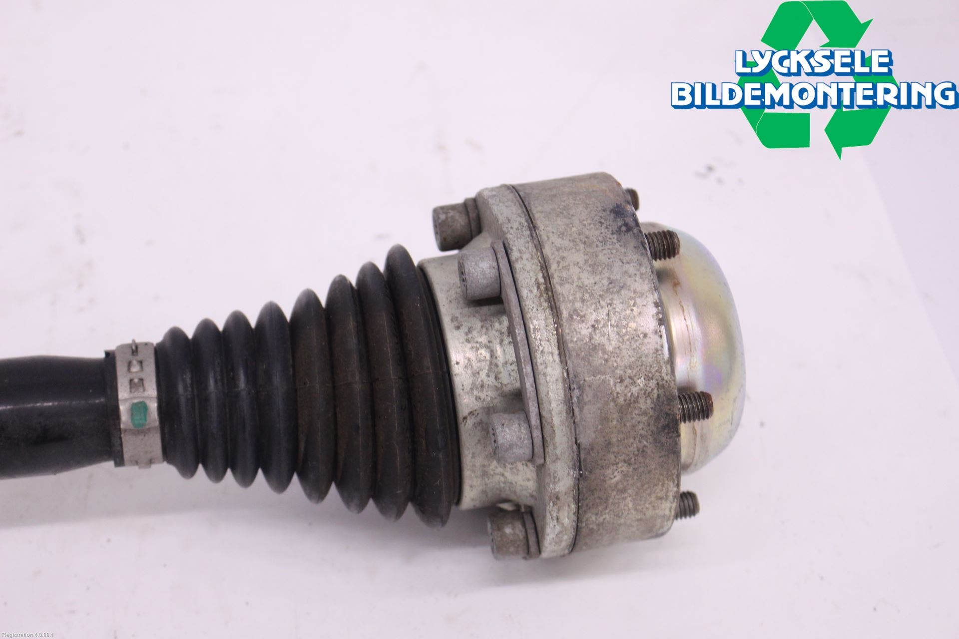 Audi A6 F2/C8 19- Drivaxel Bak Höger