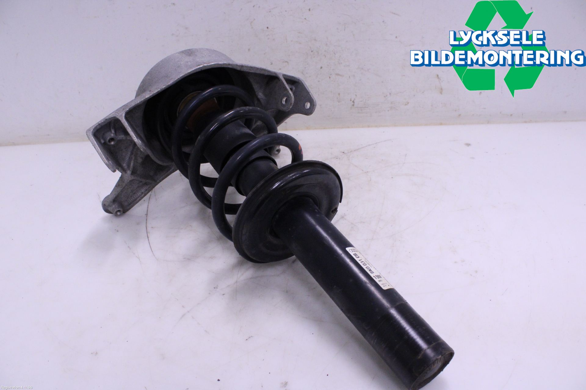 Audi A4 12-15 Fjäderben Fram Höger