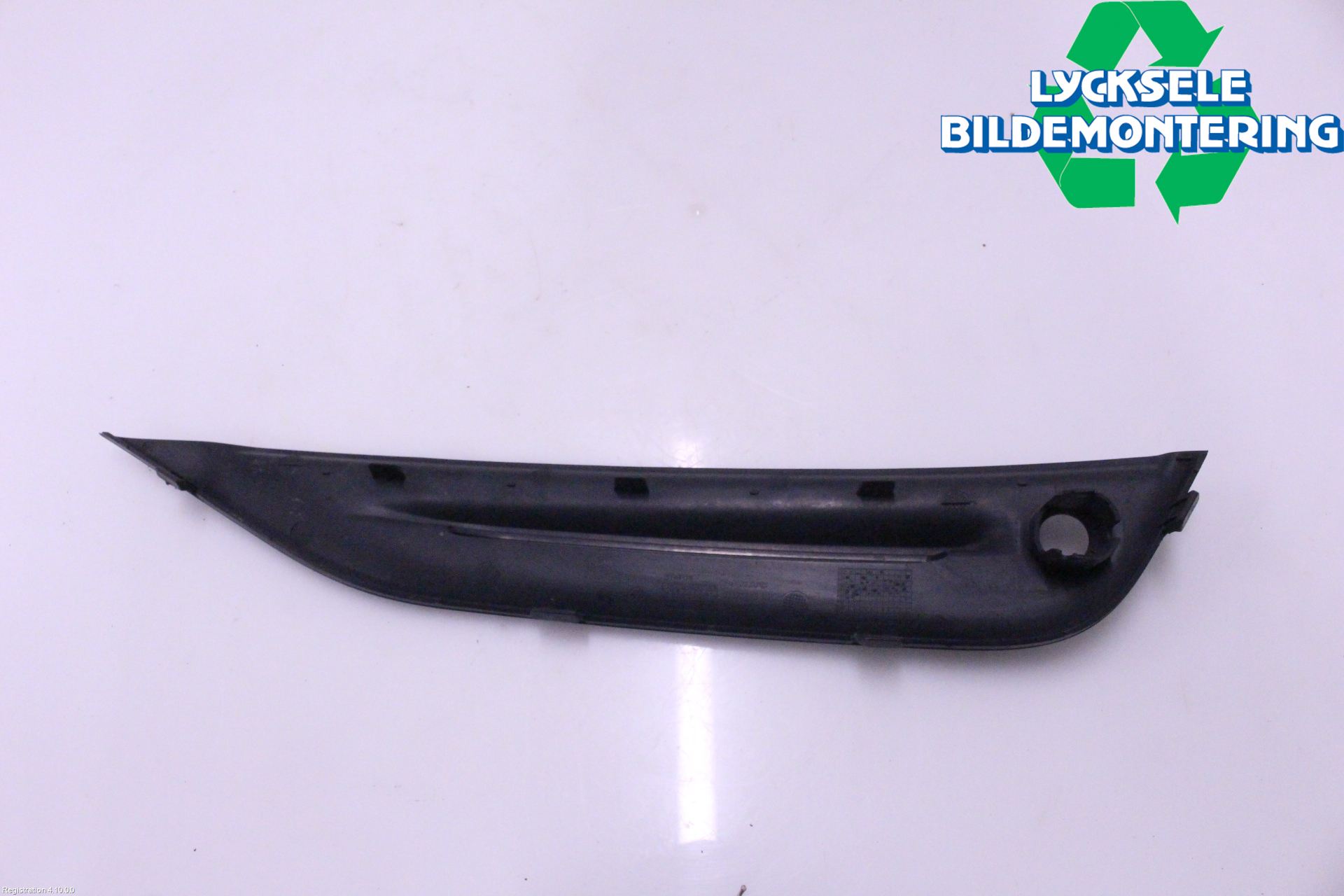 Volvo V60 CROSS COUNTRY 16-18 Stötfångardel Fram Hö