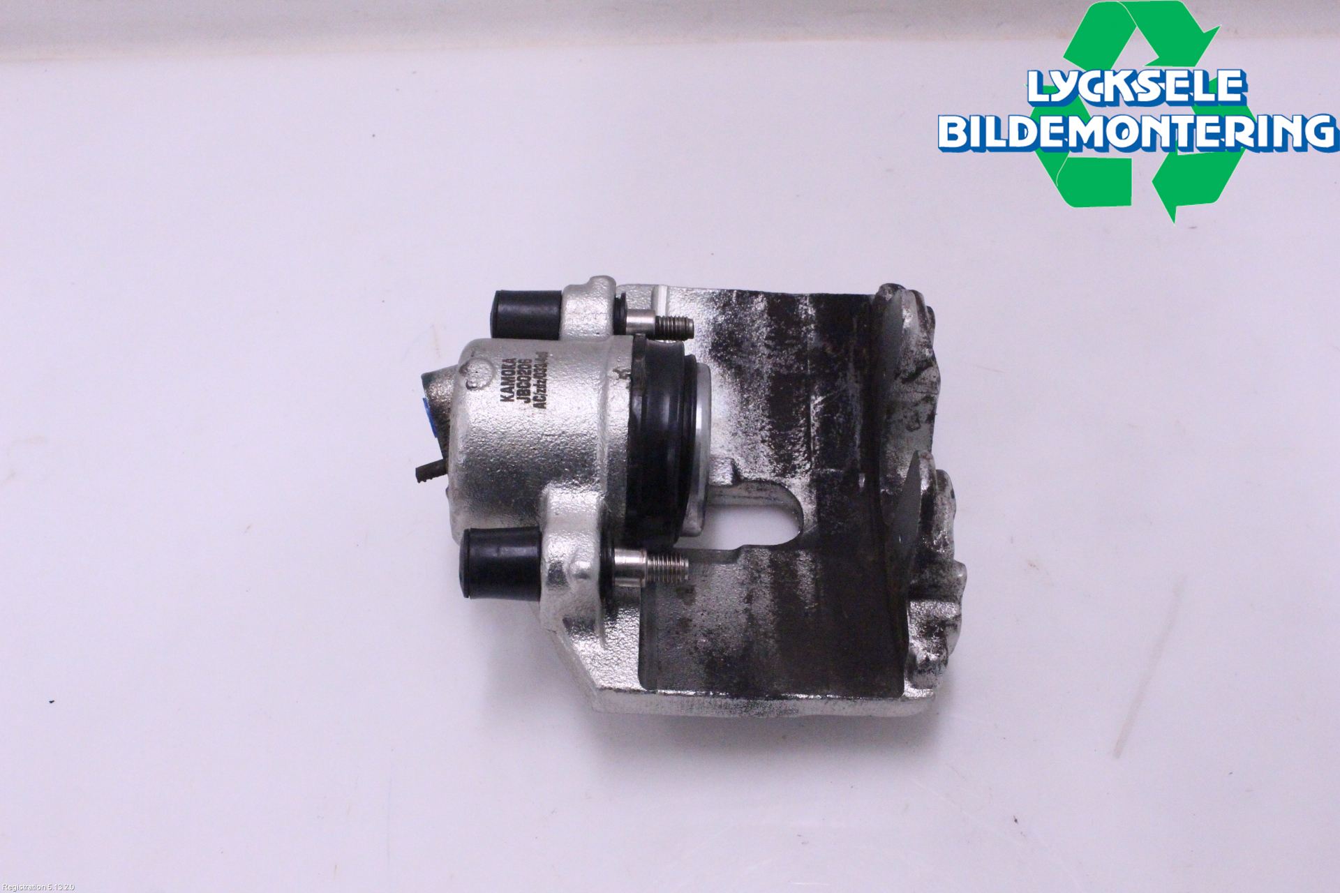 Volkswagen VW PASSAT 11-14 Bromsok Fram Höger