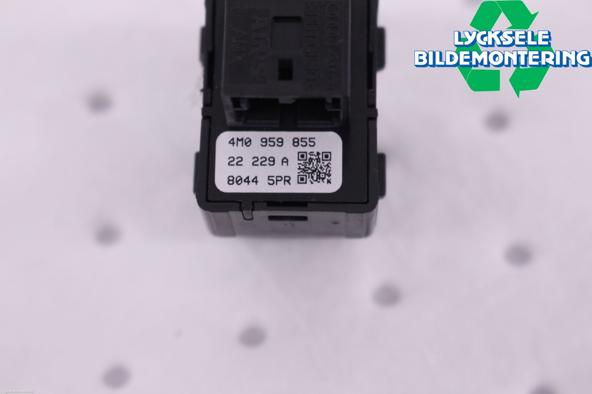 Audi A4/S4 B9 20- Strömställare Elhiss