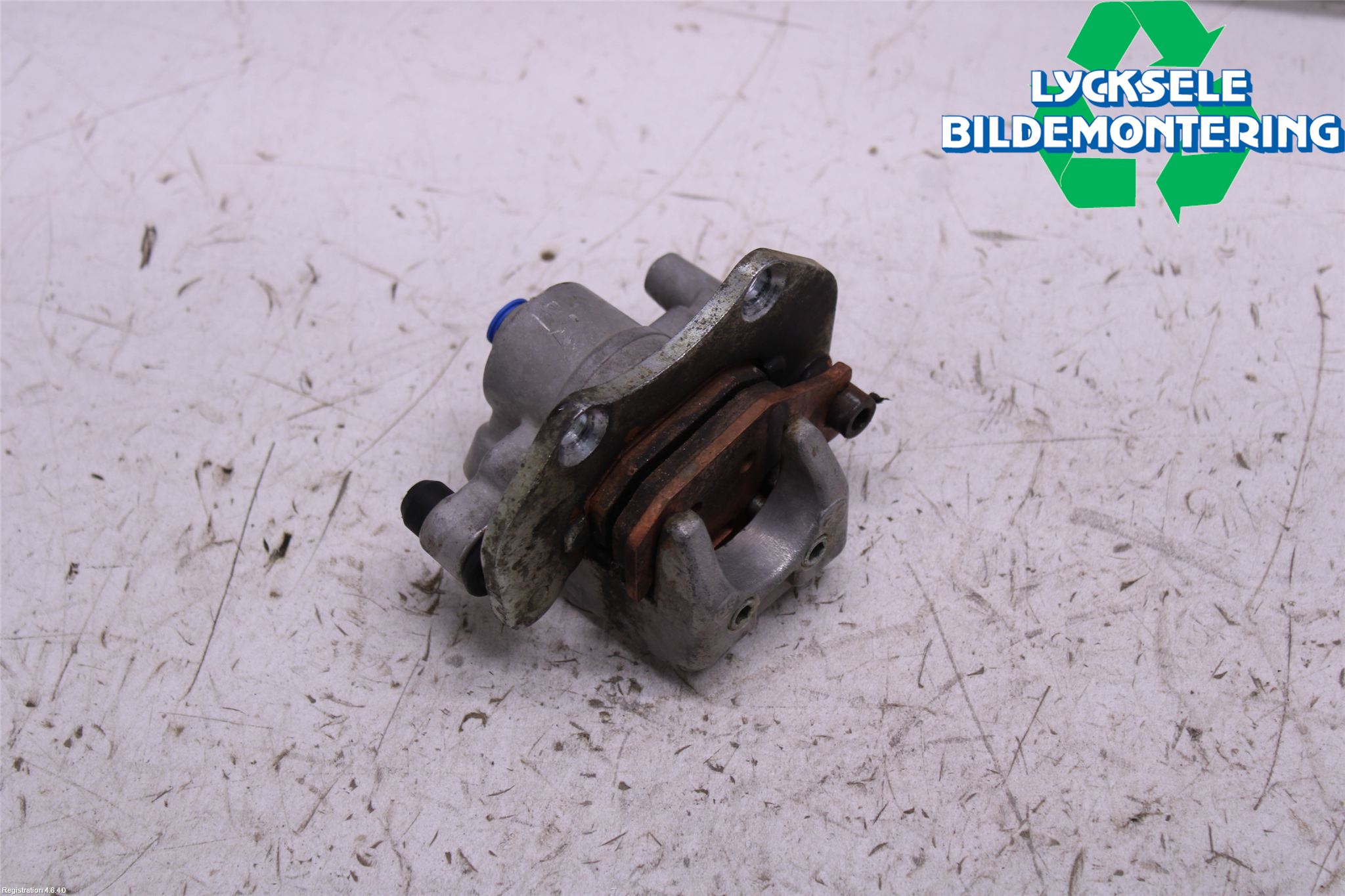 MC och moped ATV BRP/CAN AM Bromsok Fram Vänster