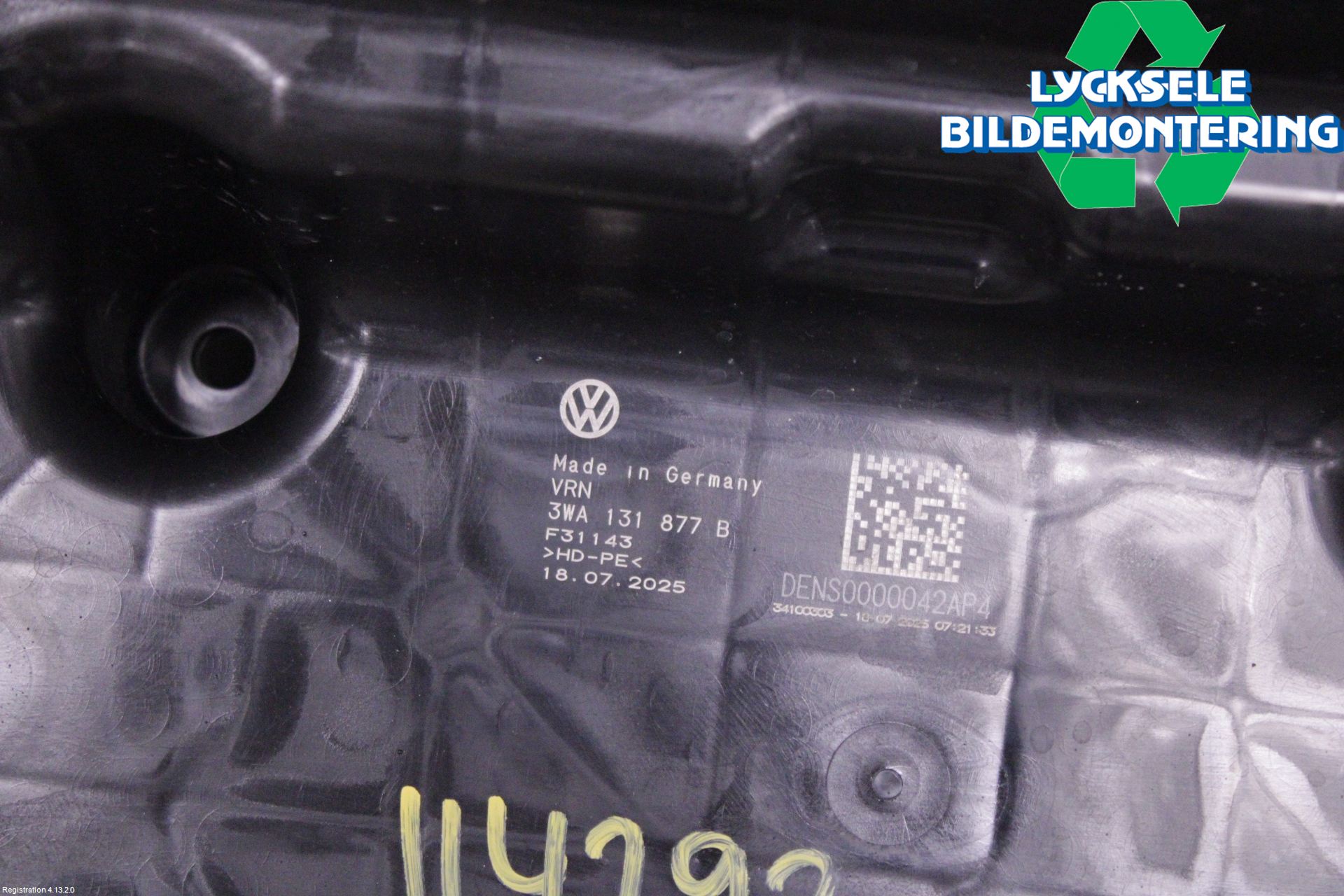 Volkswagen VW PASSAT 24- Adblue Tank