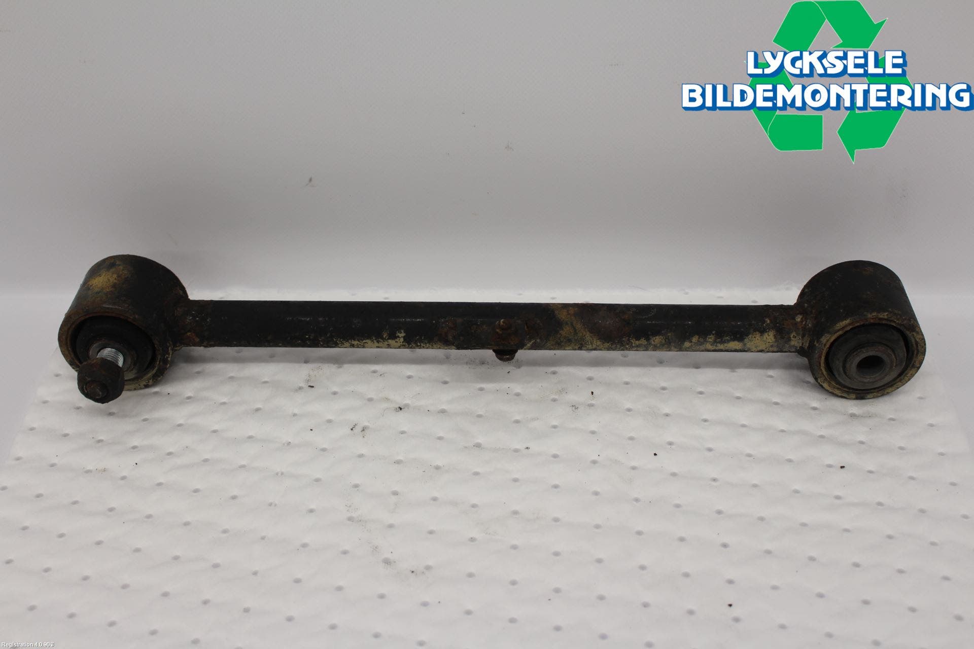 Nissan PATROL Bärarm Bak Övre Höger