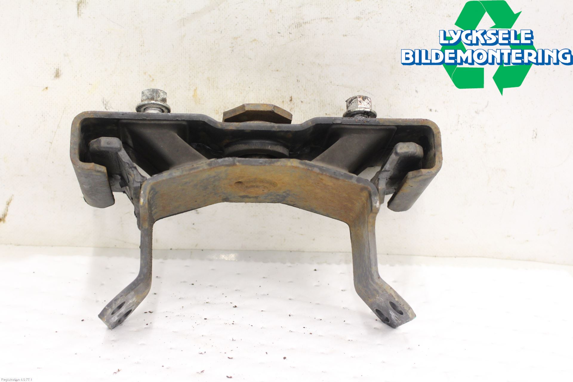 Fiat FULLBACK 16-19 Motorfäste