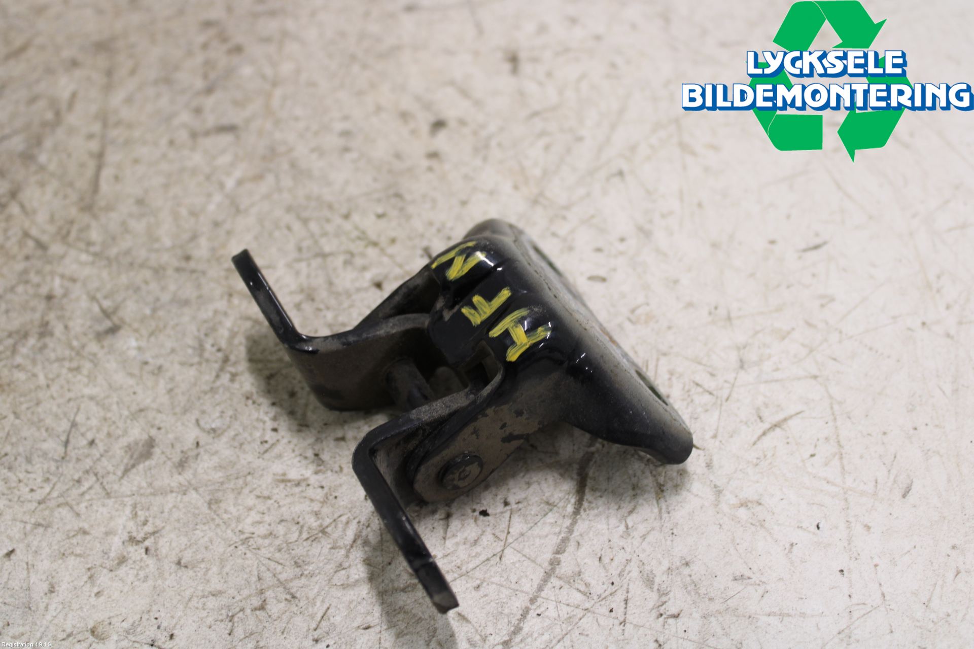 Toyota AURIS 13-19 Dörrgångjärn