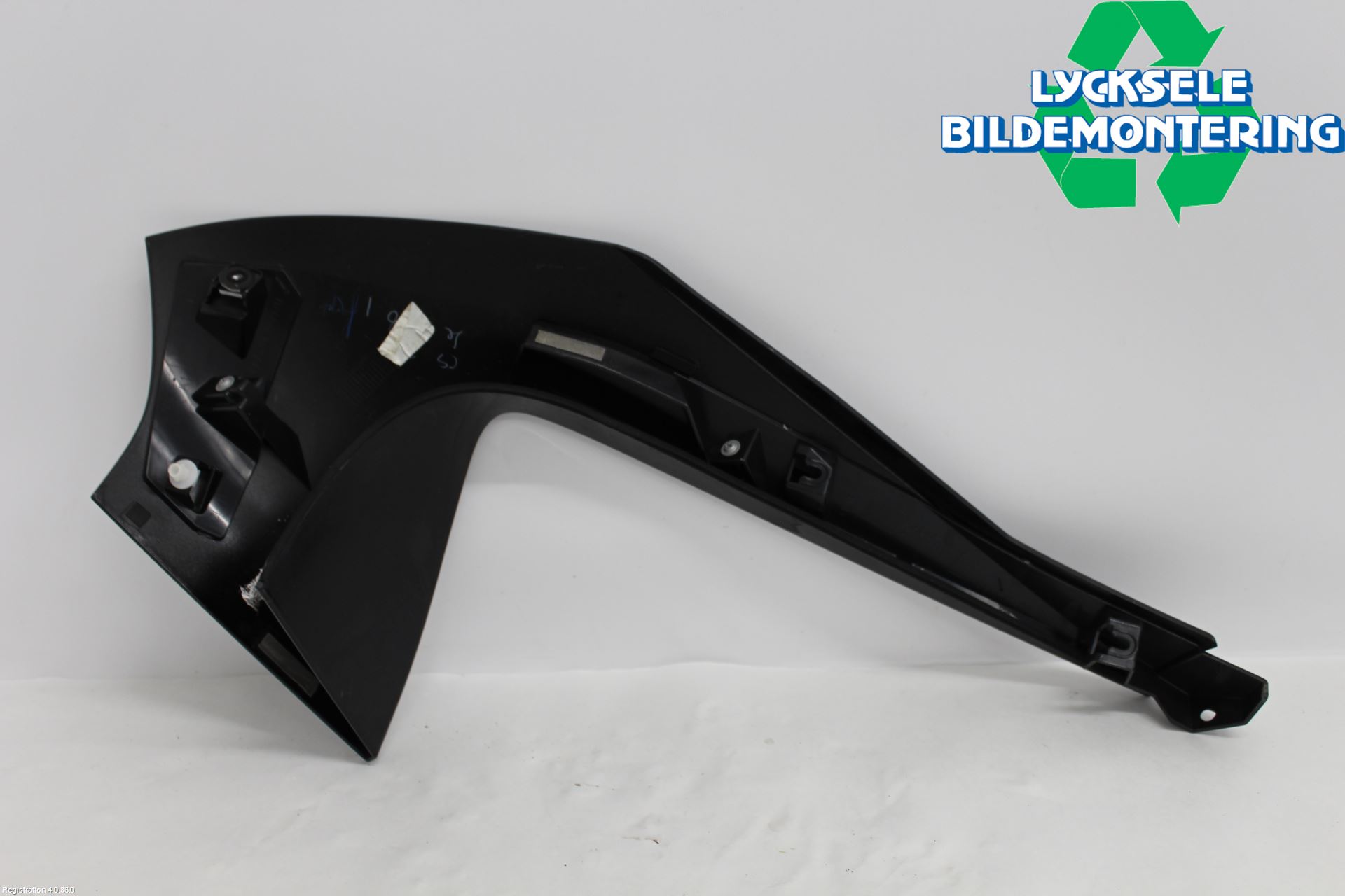 Nissan LEAF 18- Spoiler Baklucka