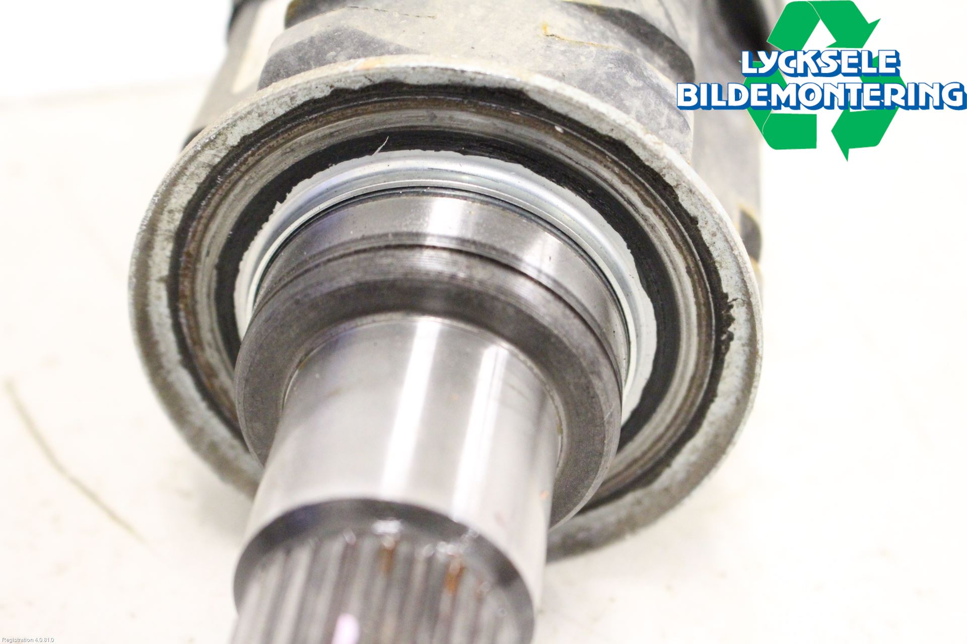 Toyota RAV4 19- Drivaxel Fram Vänster