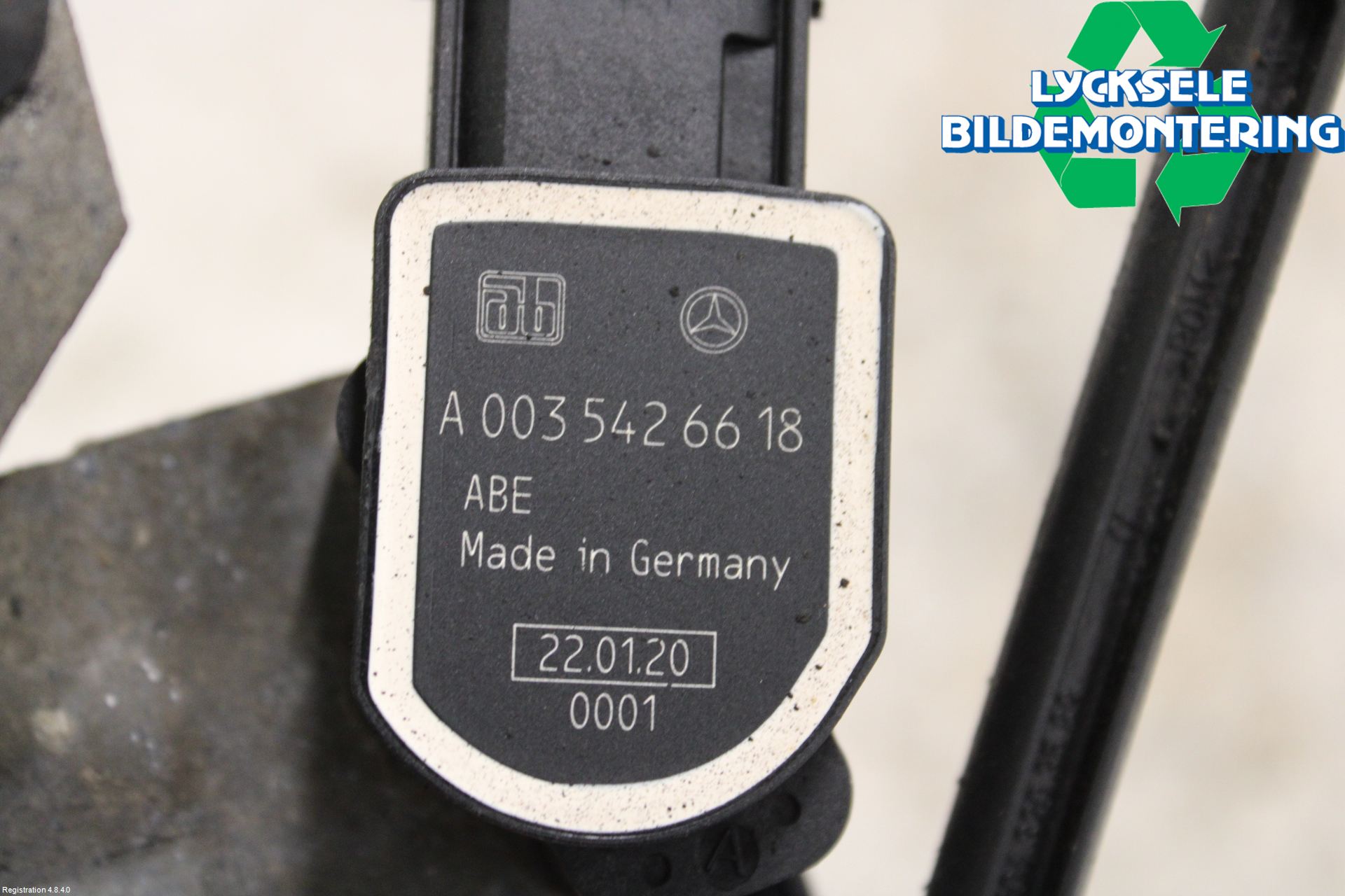 Mercedes-Benz MB C-KLASS (W204) 07-15 Givare Xenon/Ljushöjdsreglering