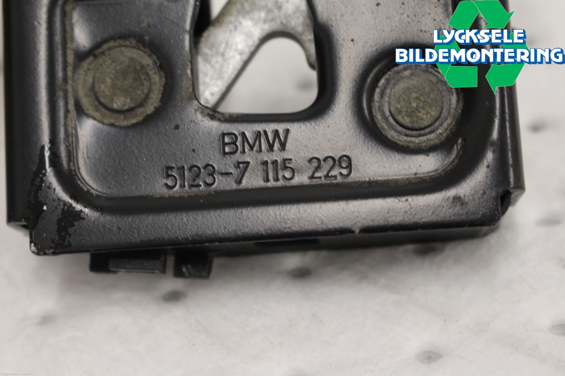 BMW 5 E60/61 Sed/Tou 02-10 Huvlås