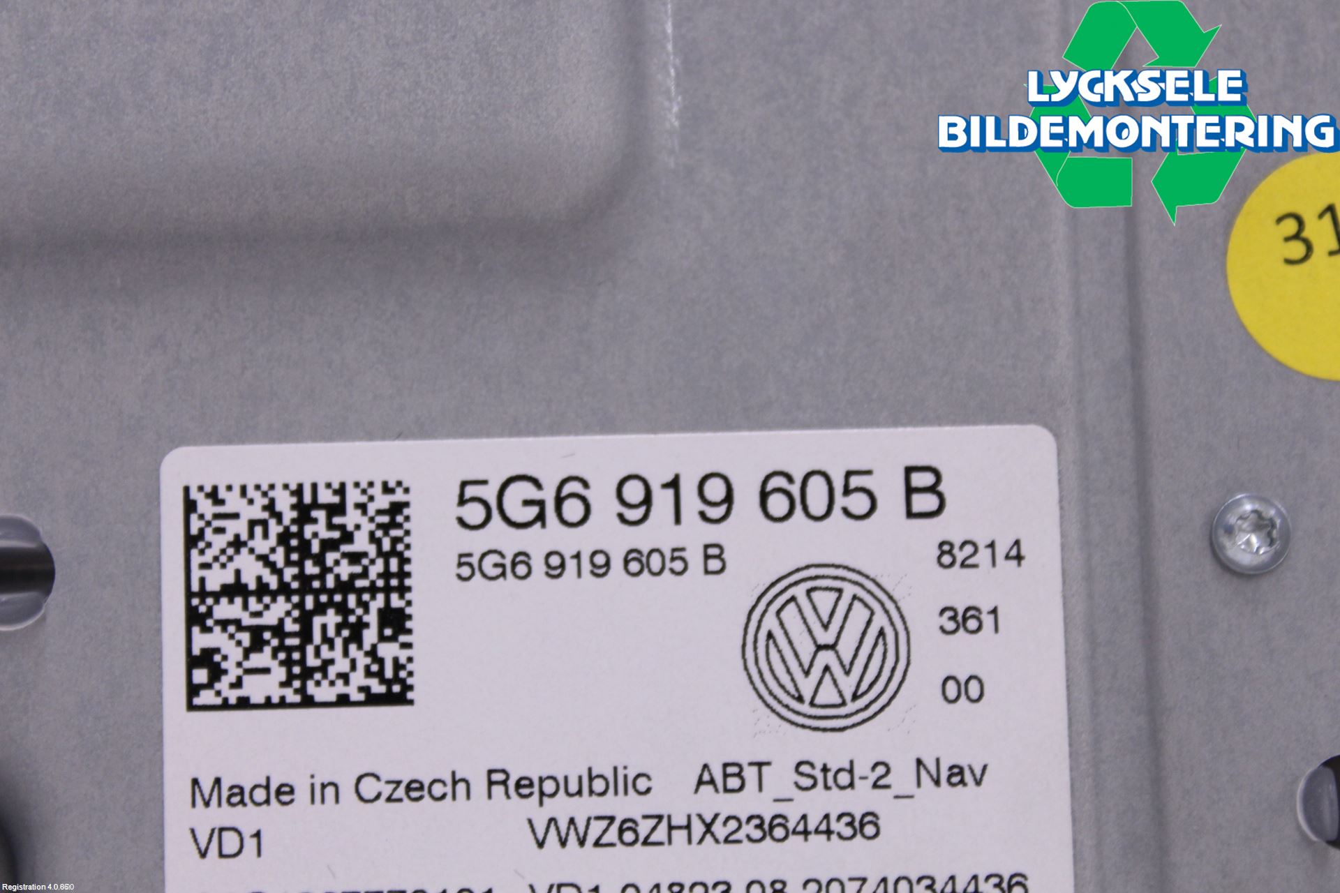 Volkswagen VW PASSAT 20-24 Bildskärm