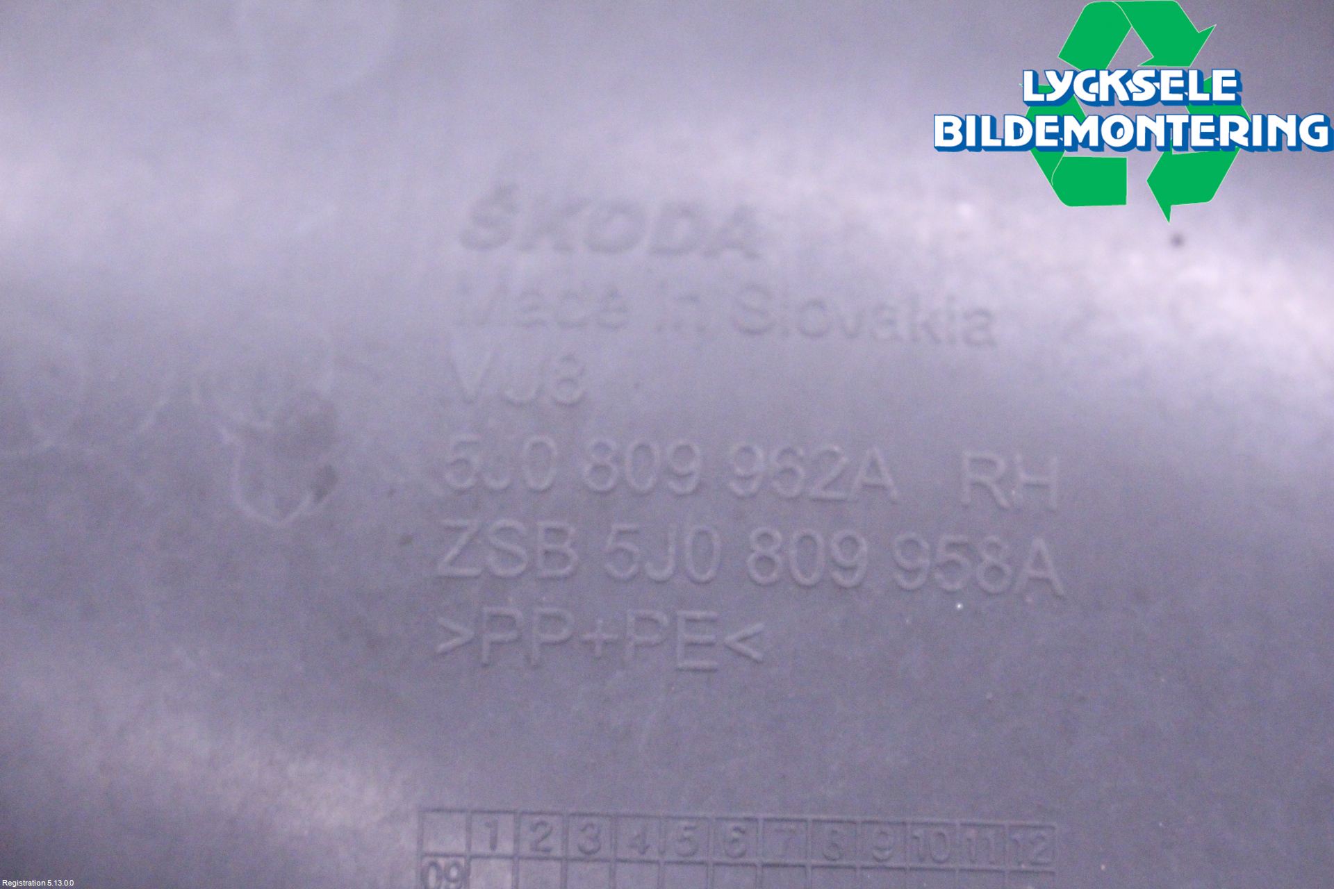 Skoda FABIA 07-14 Skärm Inner