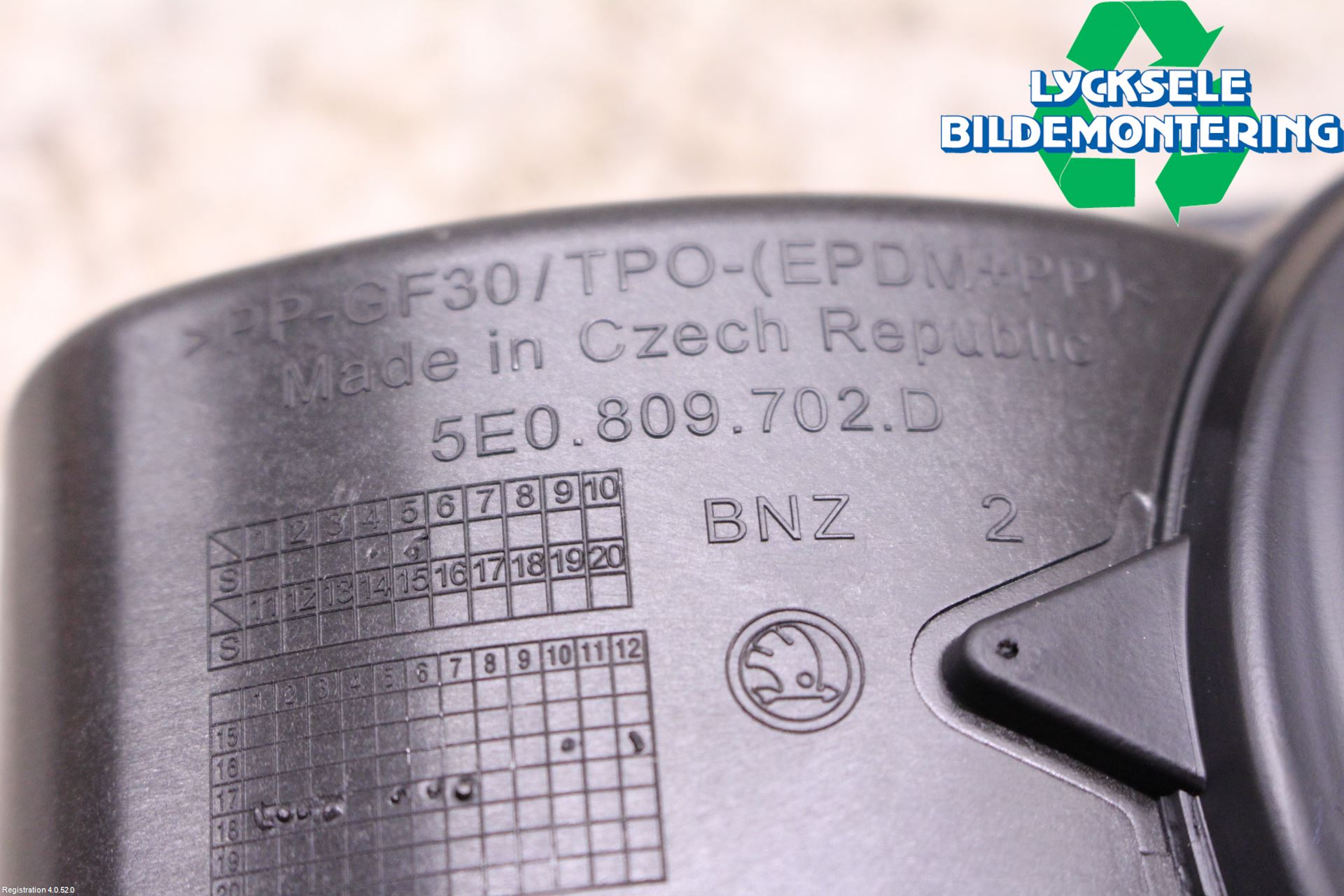 Skoda OCTAVIA (5E) 13-20 Tanklucka