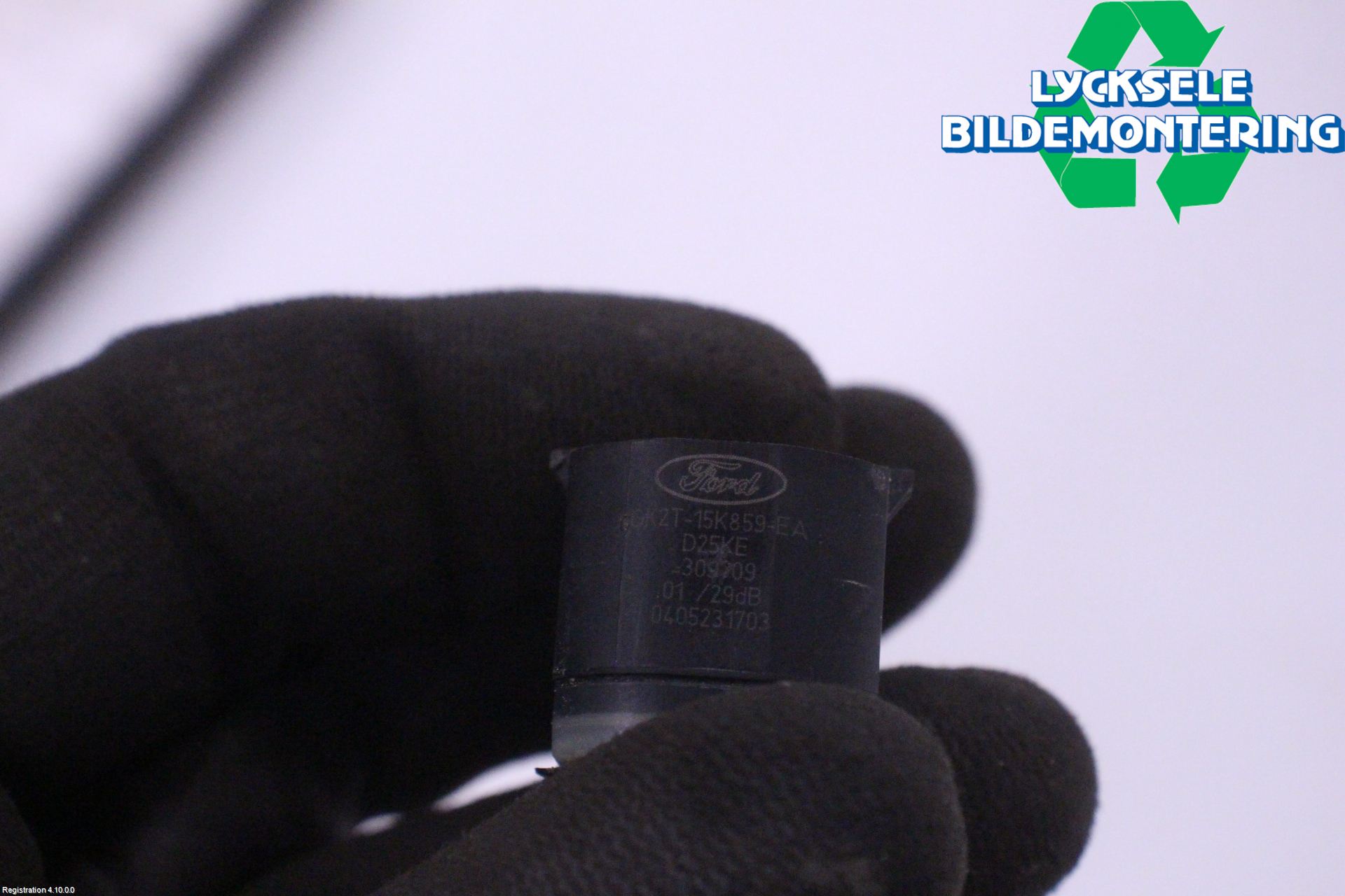 Ford KUGA 13-16 Parkeringshjälp Backsensor