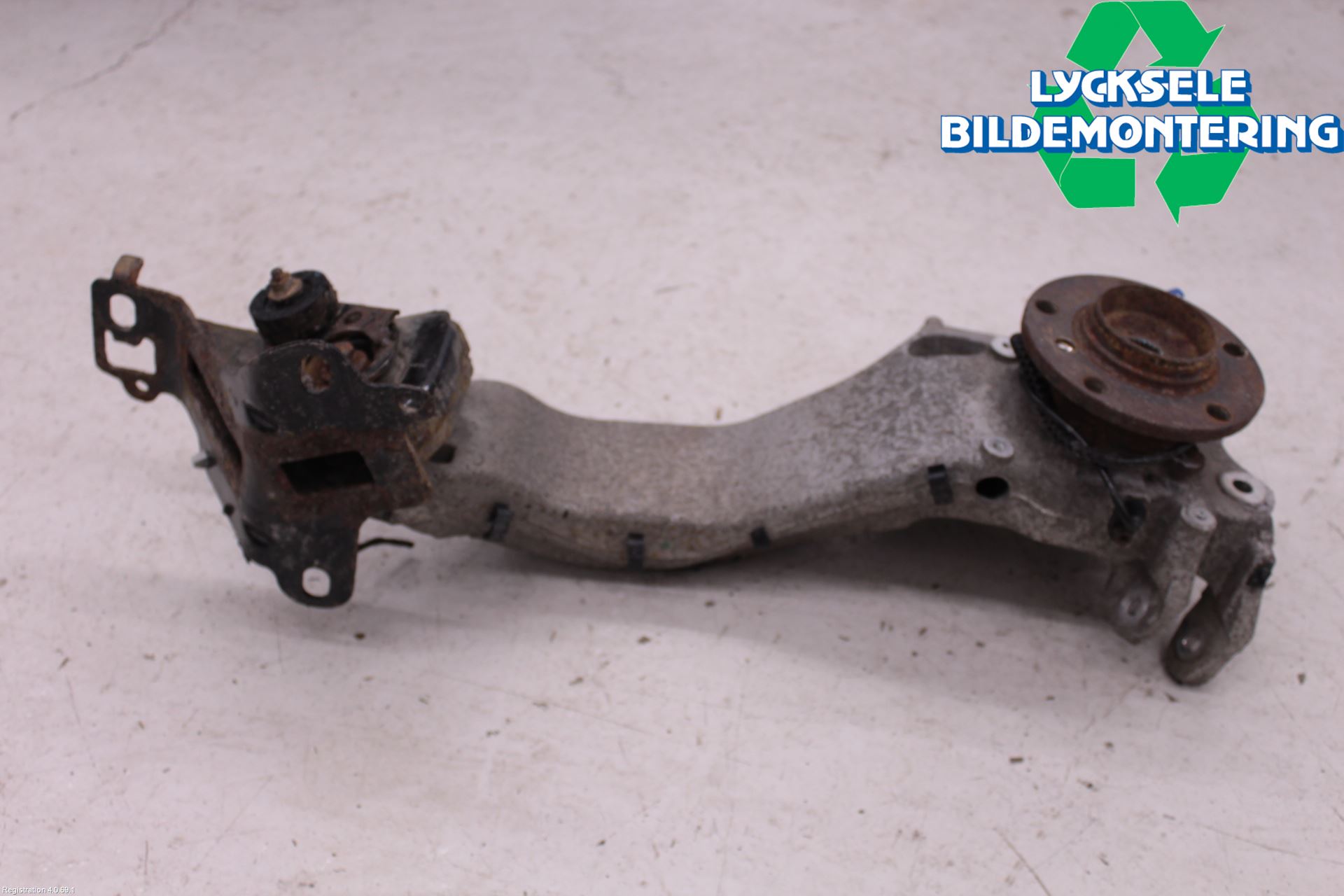 Mini COUPE R56 05-14 Hjullagerhus-Spindel Hö B