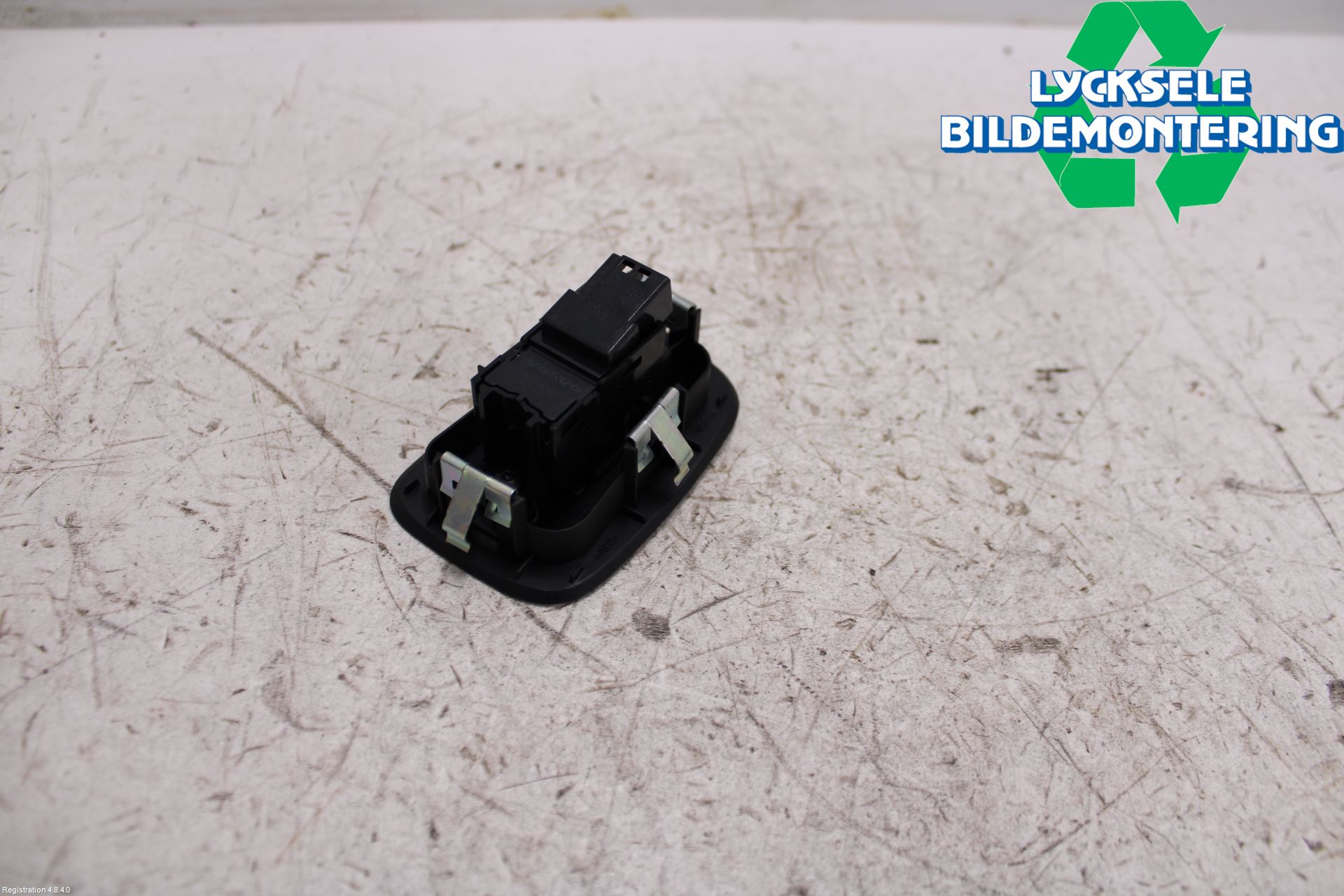 Volvo V60 19- Strömställare Elhiss