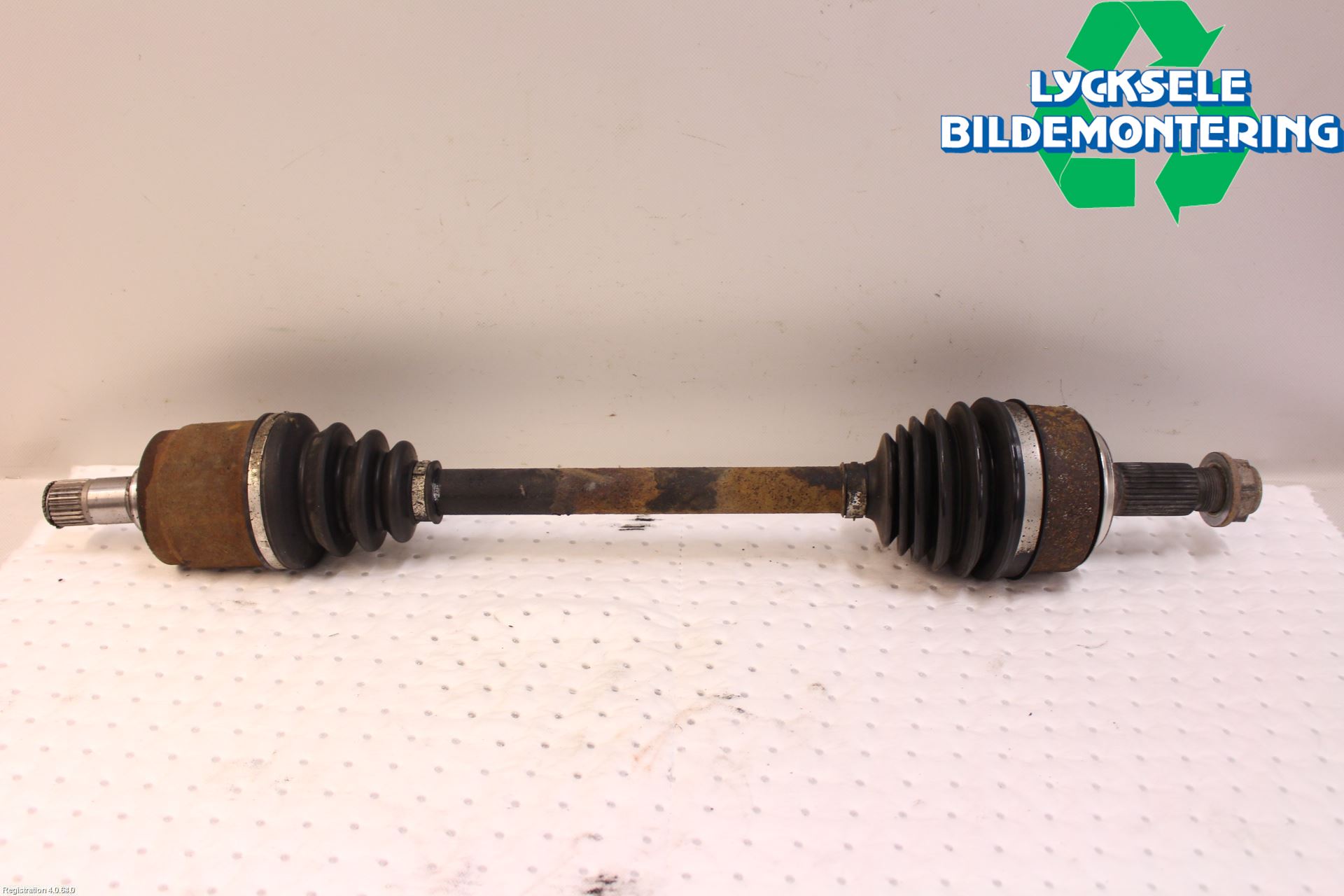 Honda CR-V 07-12 Drivaxel Fram Vänster
