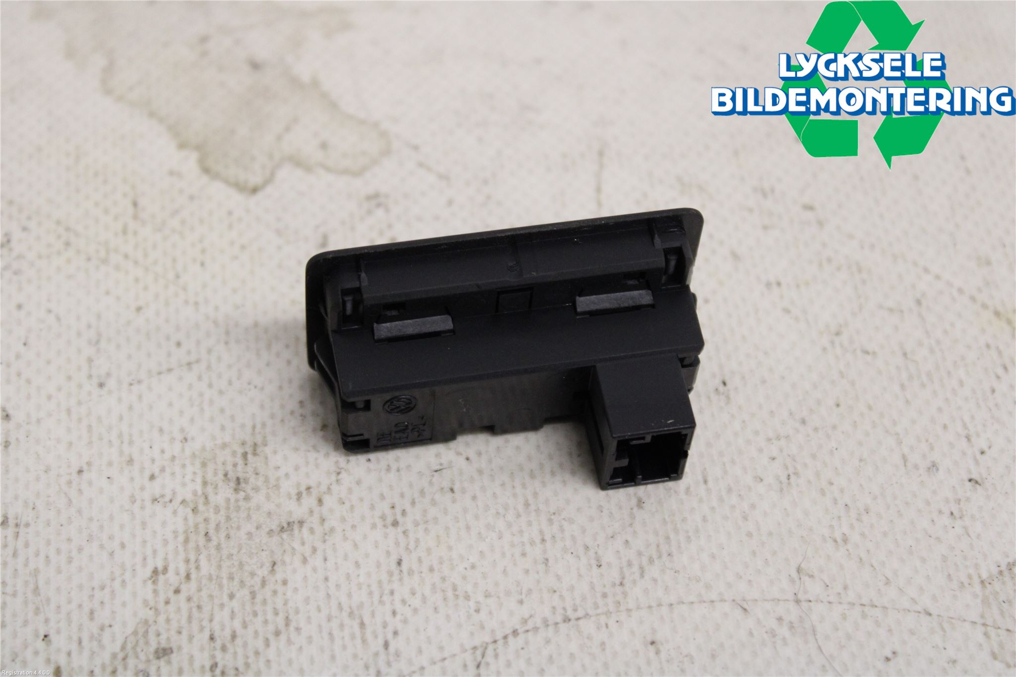 Cupra LEON 21- Strömställare Baklucka