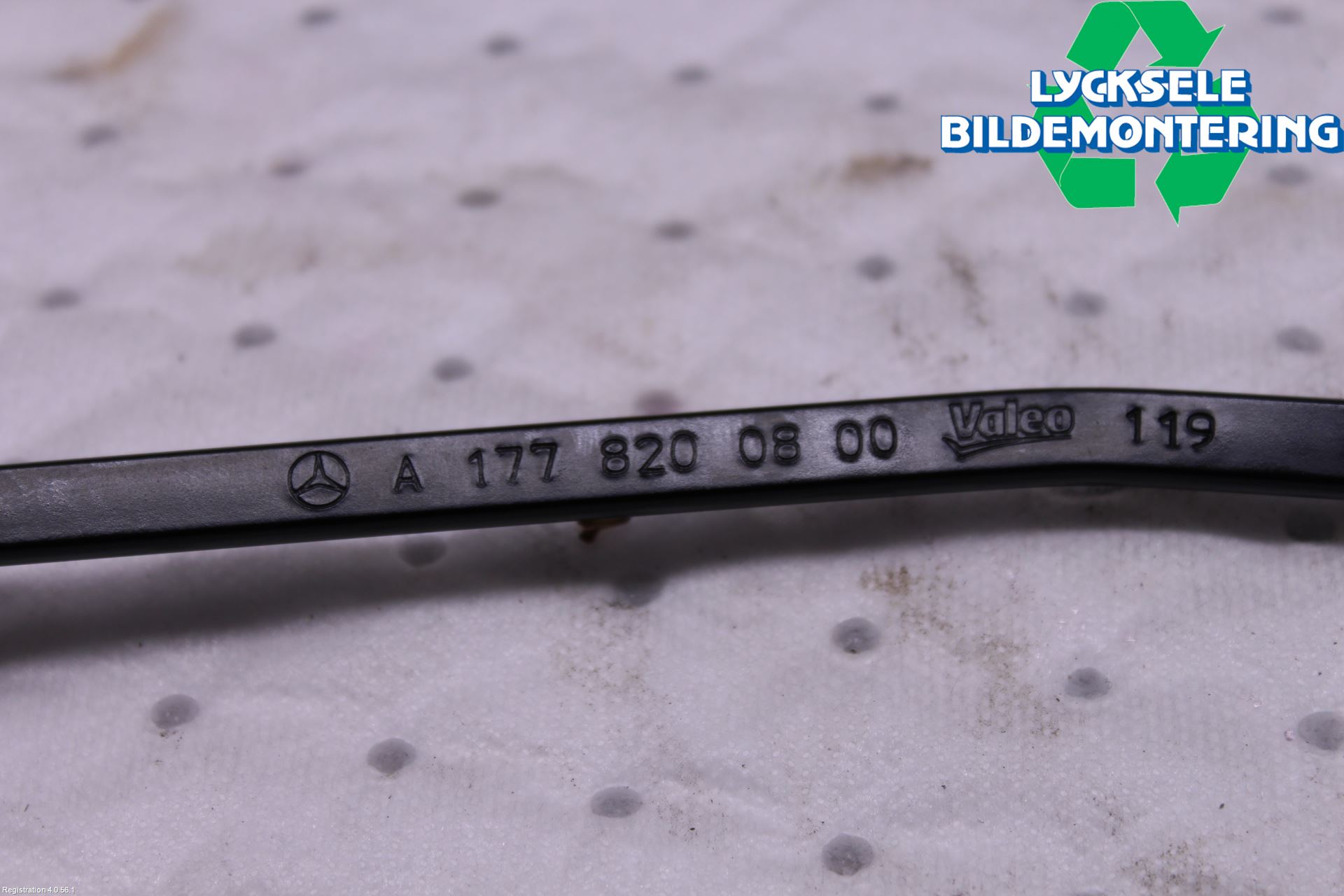 Mercedes-Benz MB CLA-KLASS (C117/X117) 13-19 Torkararm Armar Vindruta