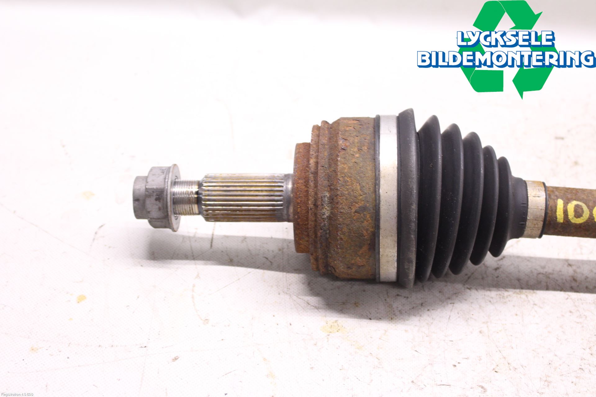 Nissan NV400 12-24 Drivaxel Fram Vänster