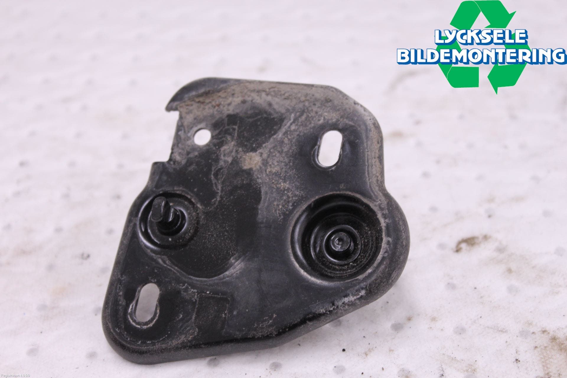 Audi A1 19- Huv Spärr