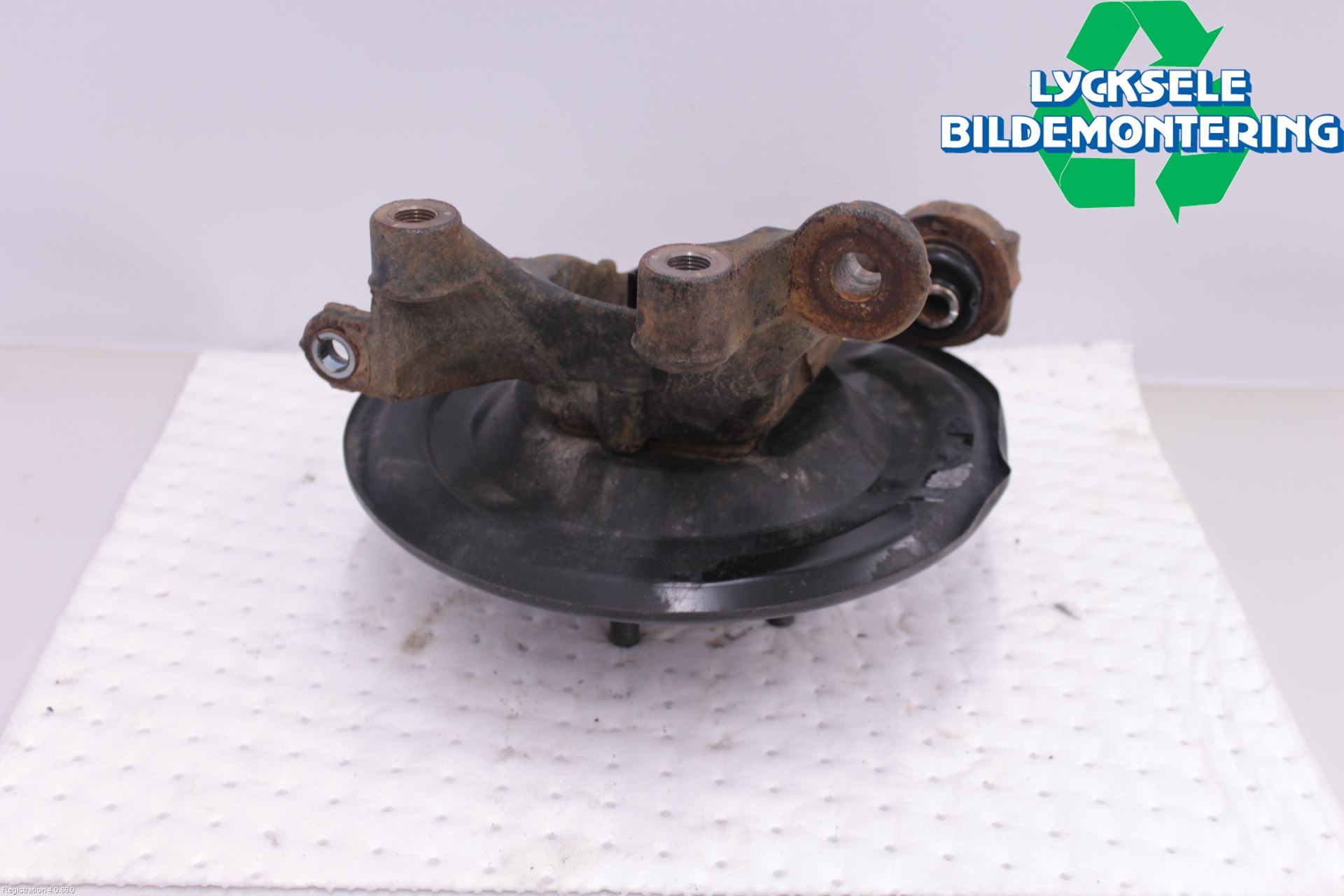 Toyota AURIS 13-19 Hjullagerhus-Spindel Hö B