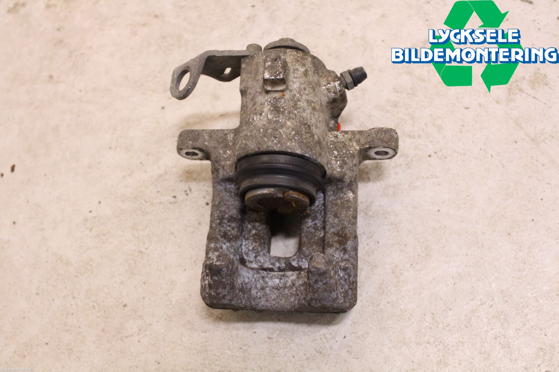 Volkswagen VW POLO 10-17 Bromsok Bak Vänster