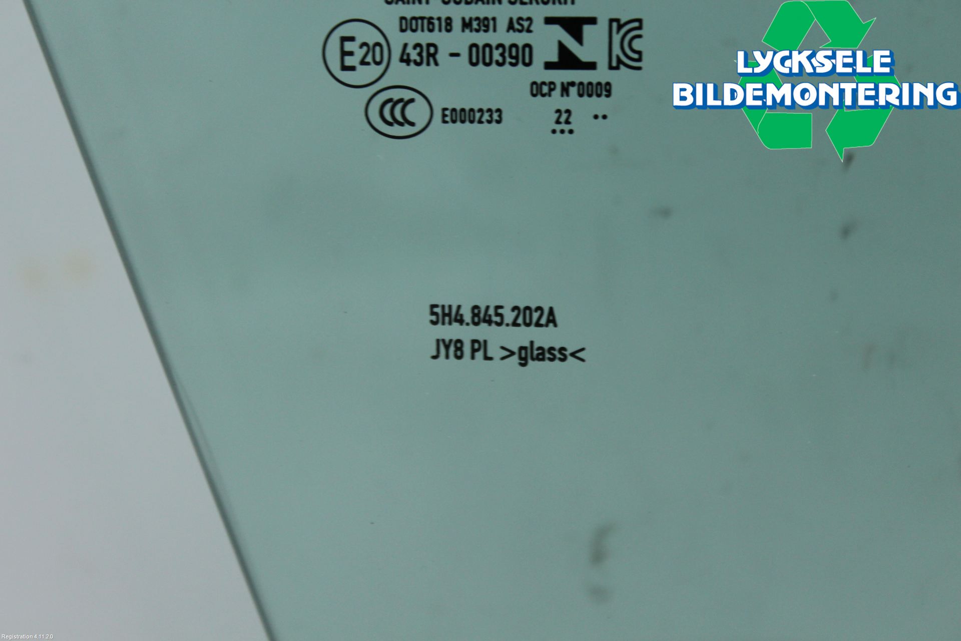 Volkswagen VW GOLF / E-GOLF VIII 20- Dörruta Fram Höger