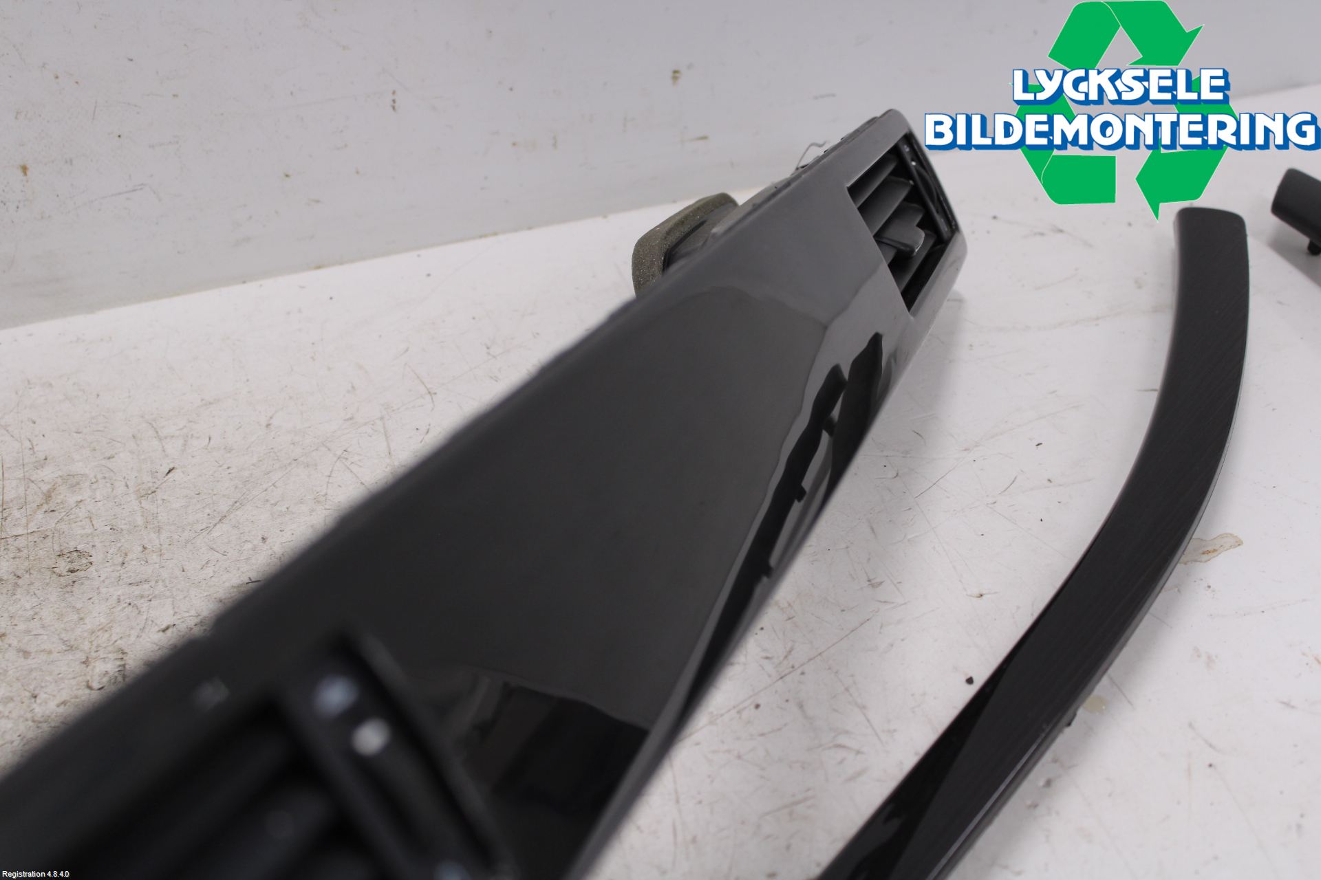 Volvo V70 08-13 Instrumentbräda Inlägg-Dekorlist