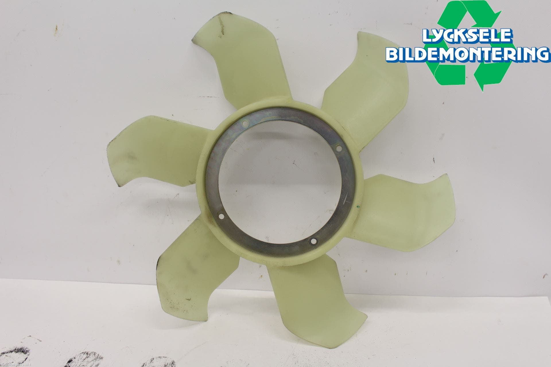 Mitsubishi L200 16-23 Kylfläkt-Vinge