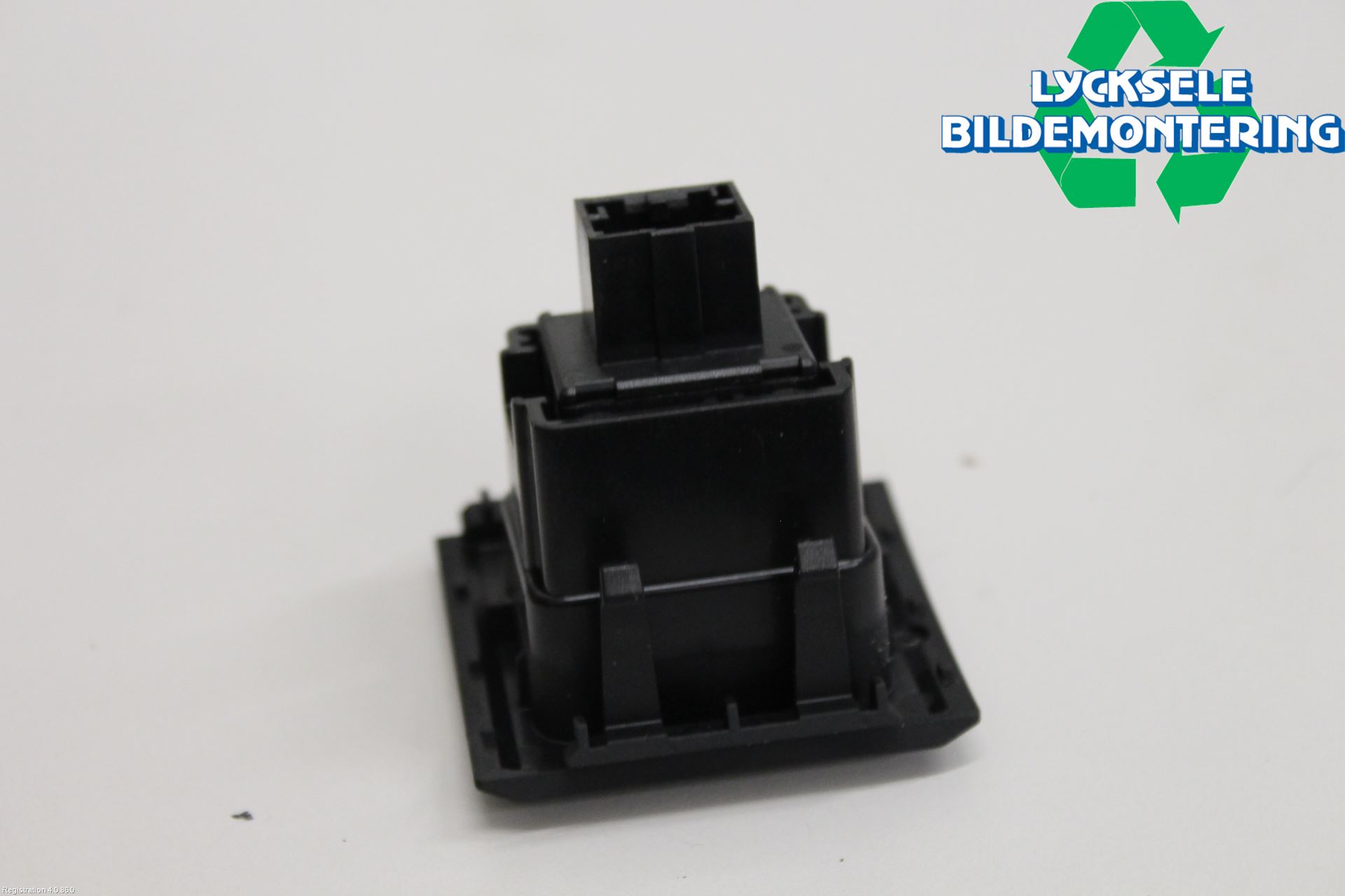 Audi A4/S4 B9 16-19 Strömställare Varnings