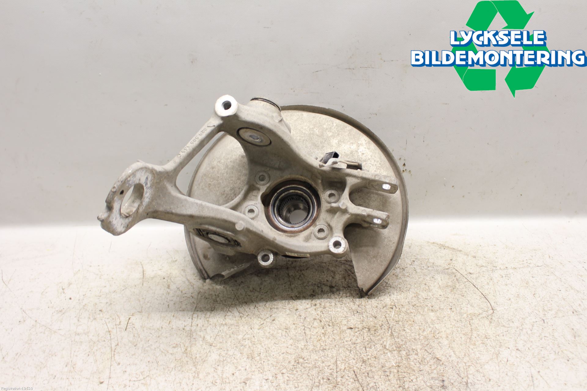 Audi A6 ALLROAD 12-18 Hjullagerhus Bak Vä