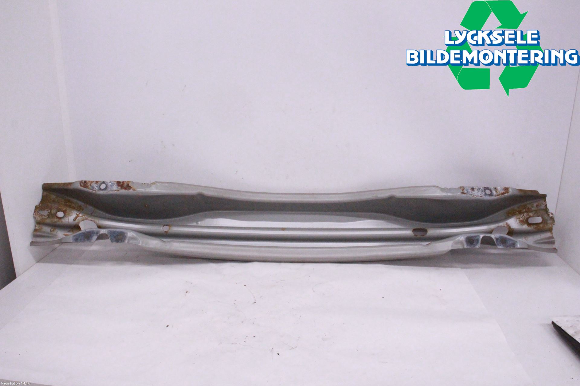 Volvo V60 11-13 Stötfångarbalk Bak