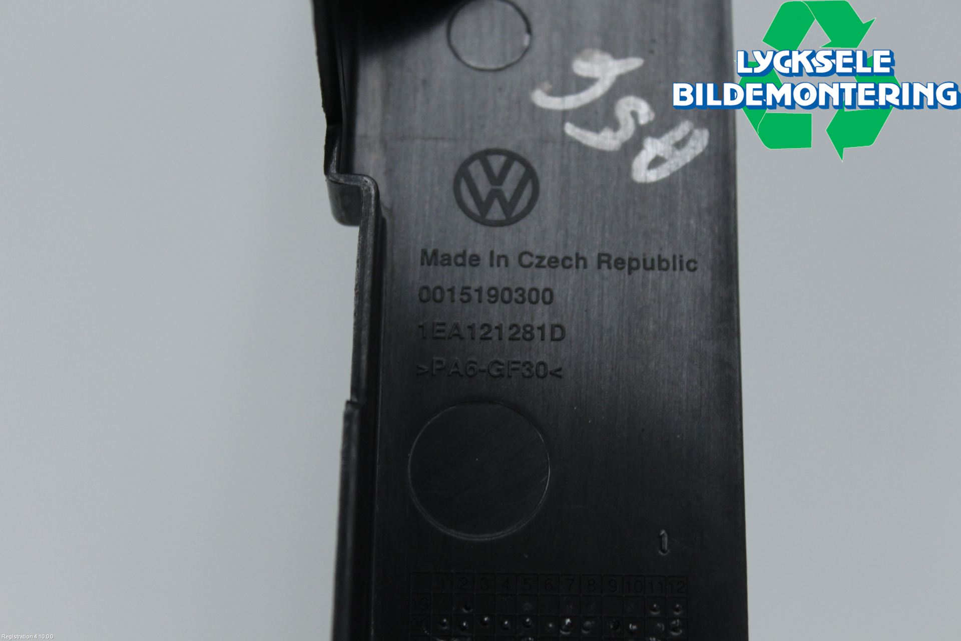 Volkswagen VW ID.4 21- Kylarfäste-Ram-Balk