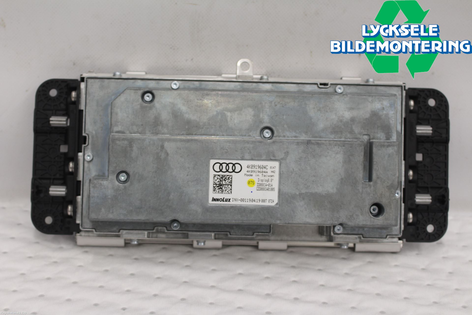 Audi A6 F2/C8 19- Bildskärm