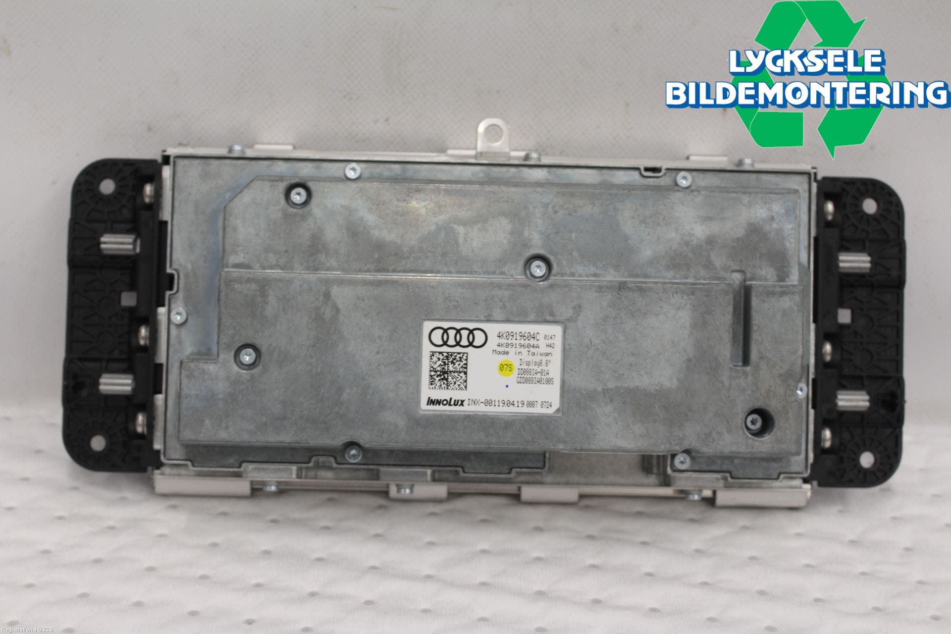 Audi A6 F2/C8 19- Bildskärm