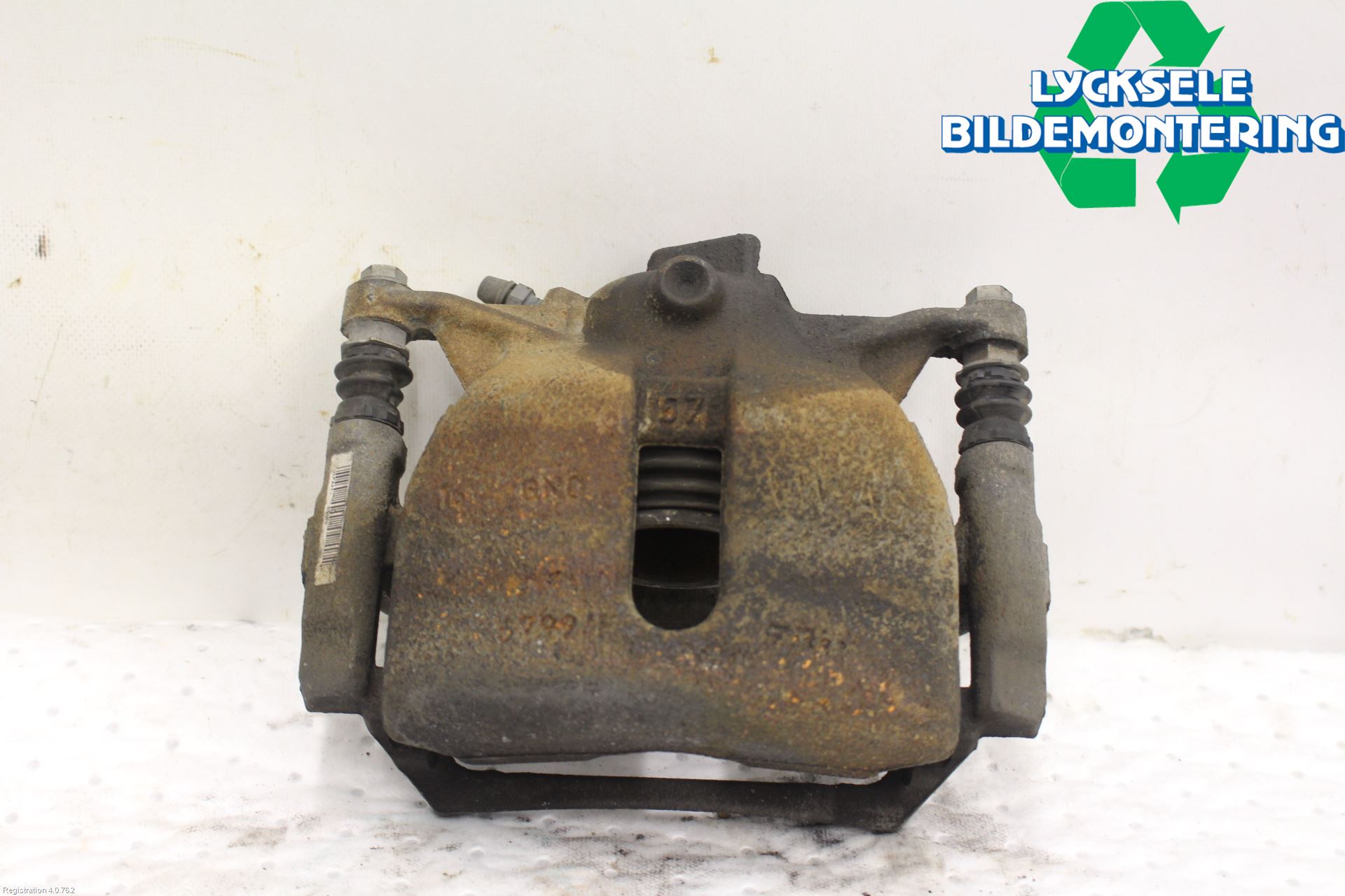Volkswagen VW PASSAT 15-19 Bromsok Fram Höger