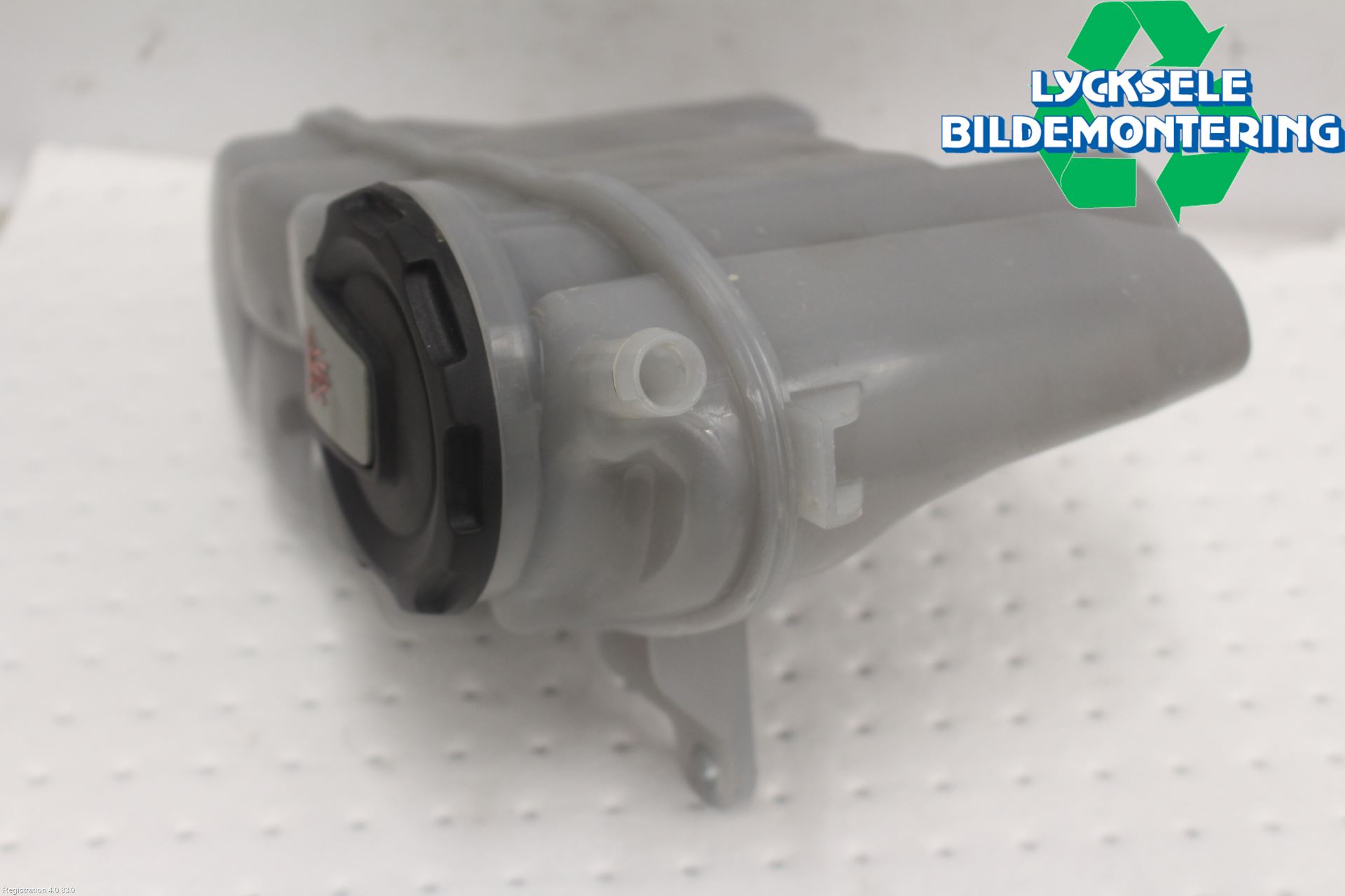 Audi A6 F2/C8 19- Expansionstank