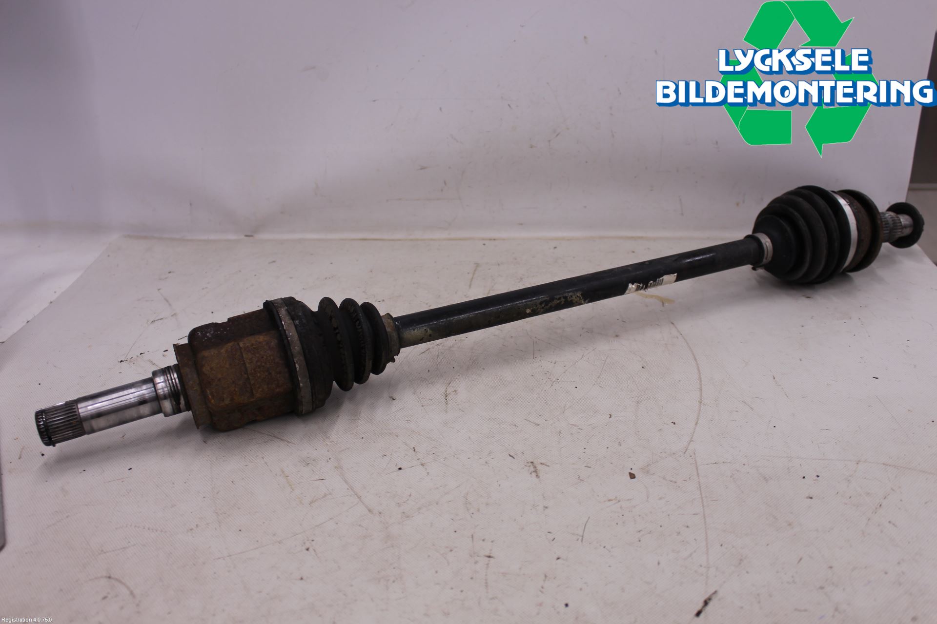 Opel INSIGNIA 09-16 Drivaxel Bak Höger