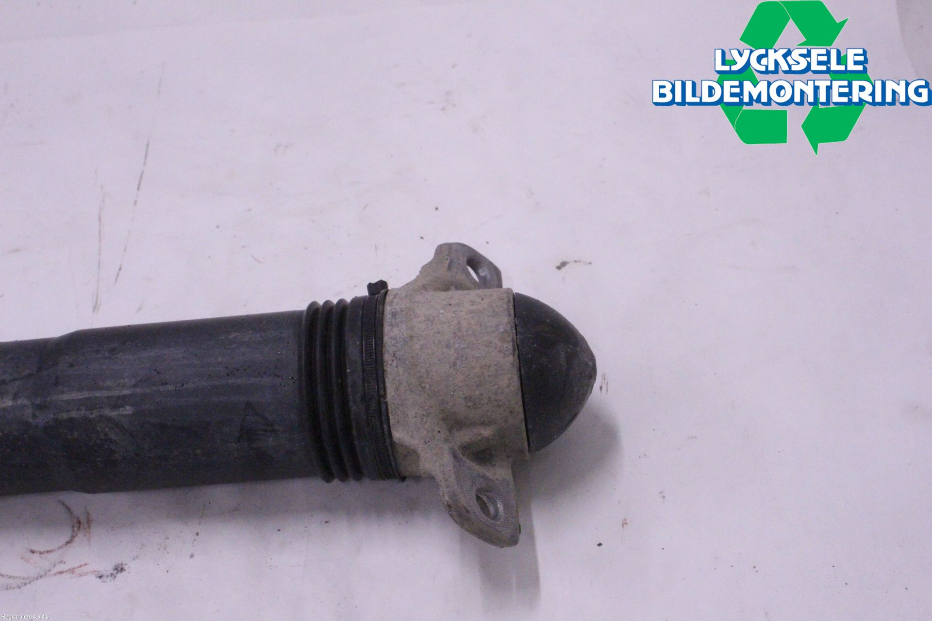 Volkswagen VW TIGUAN 16-24 Stötdämpare Bak
