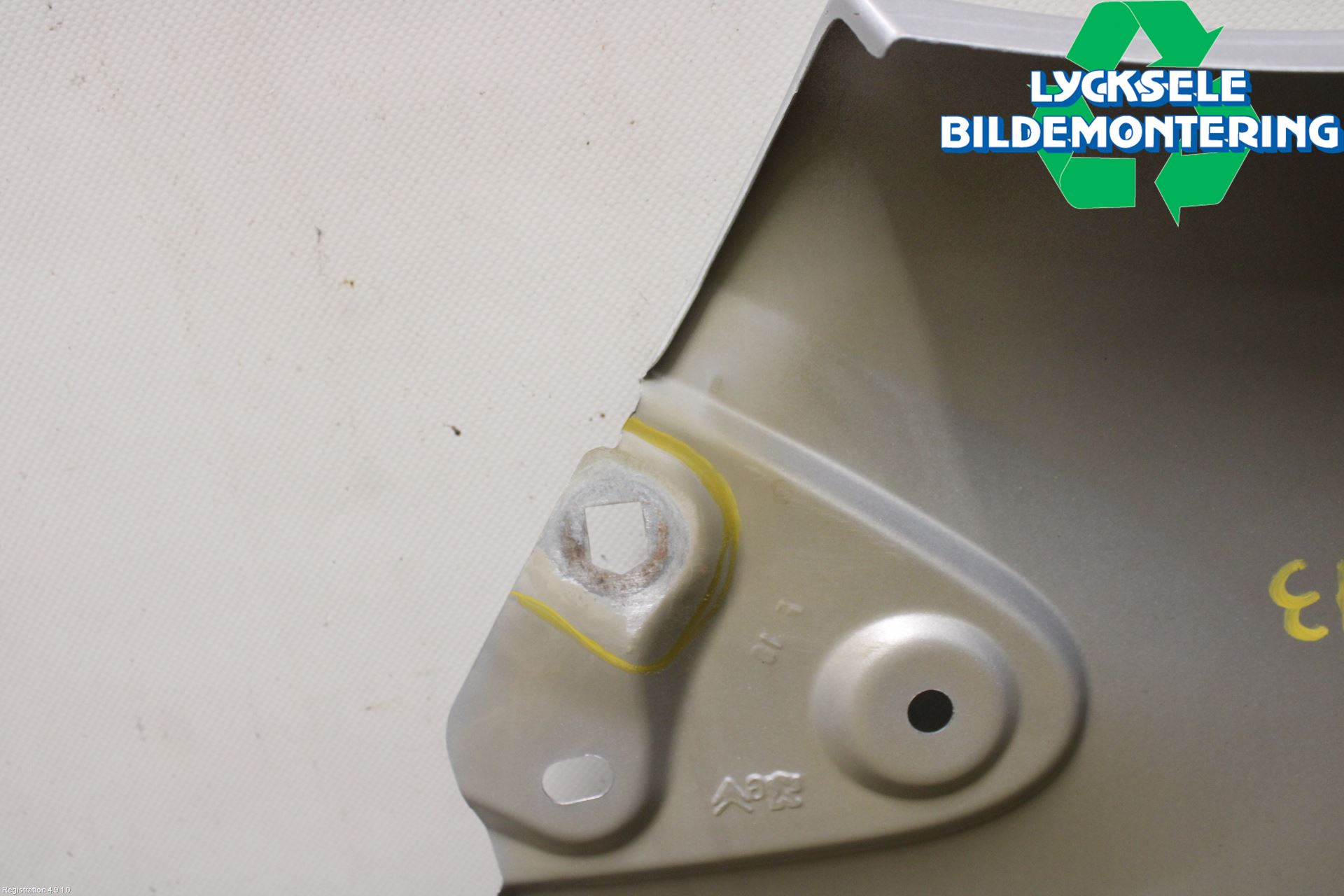 Citroen BERLINGO 08-18 Skärm Fram Vänster