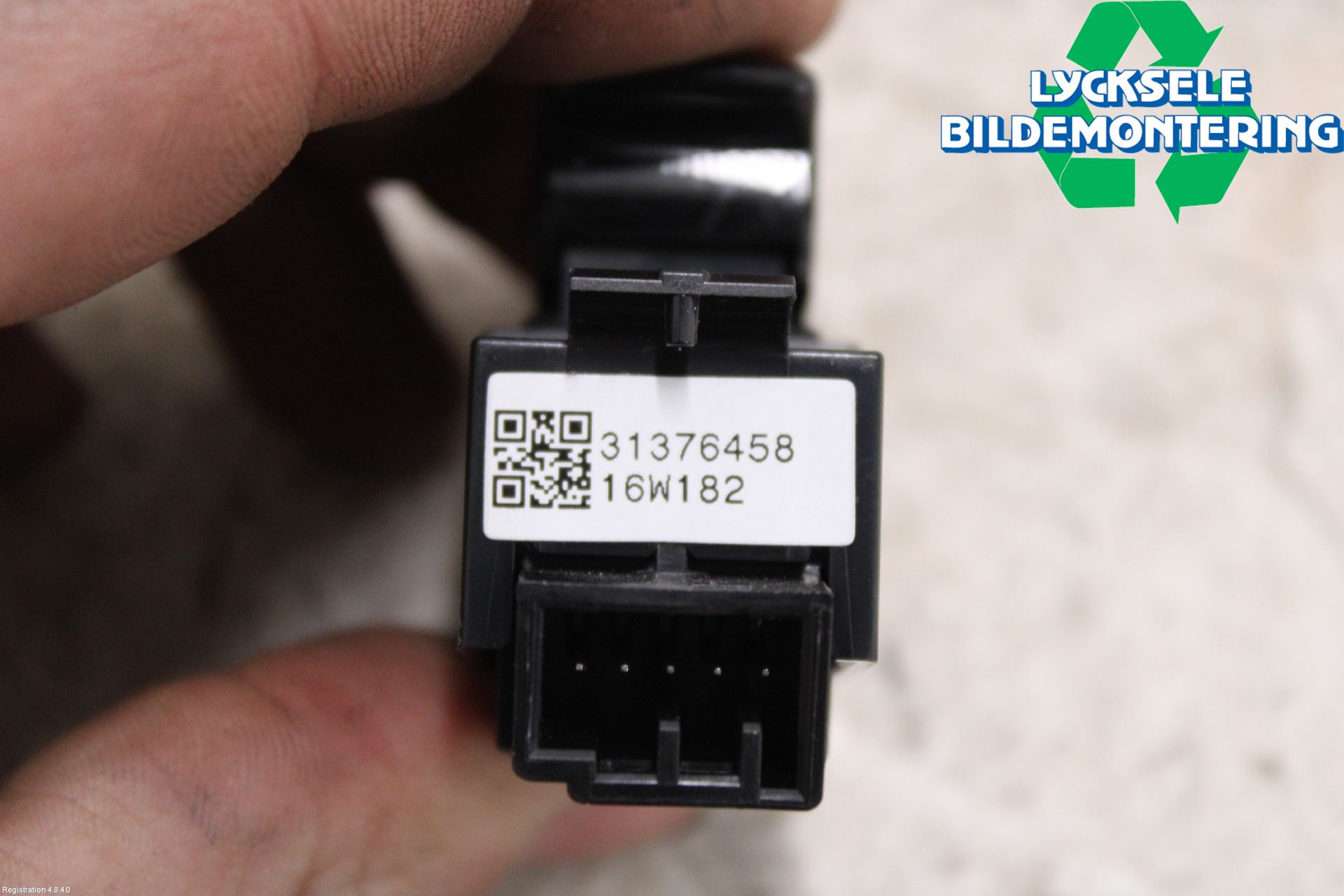 Volvo V90 17->> Strömställare Elhiss