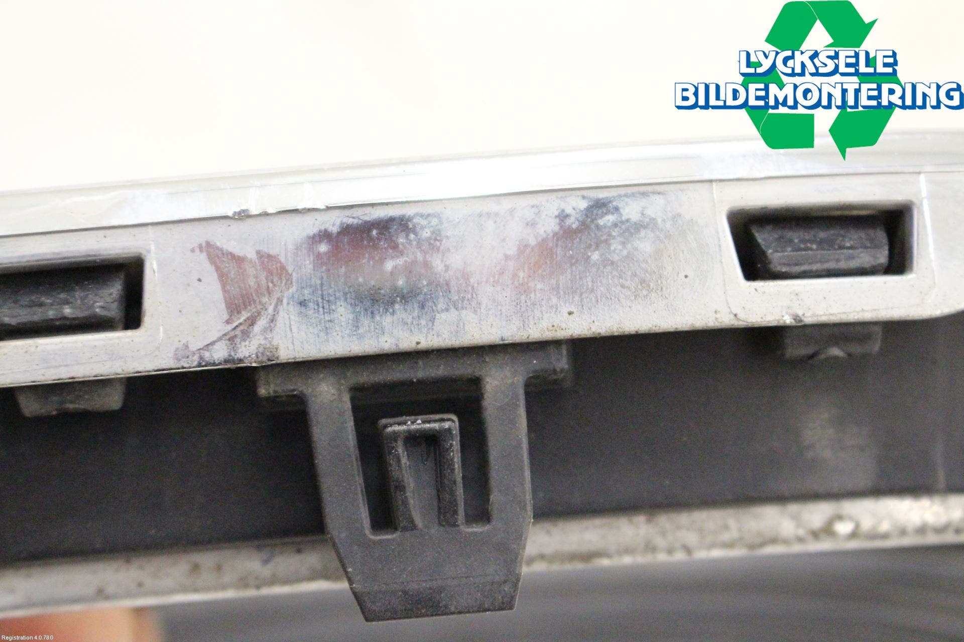 BMW X1 E84 10-15 Grilldel Höger