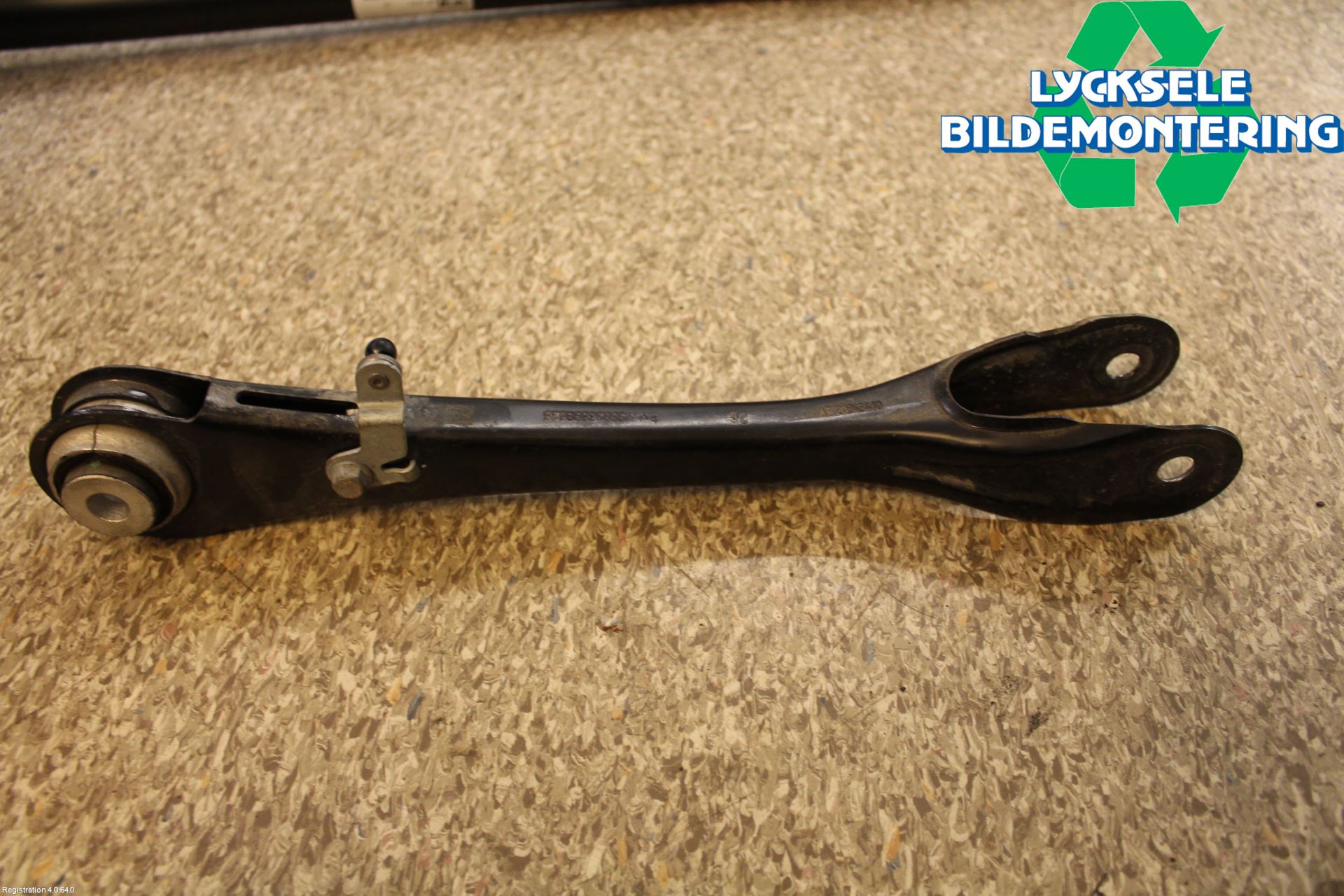 BMW 5 G30/G31/F90 17-23 Bärarm Bak Höger