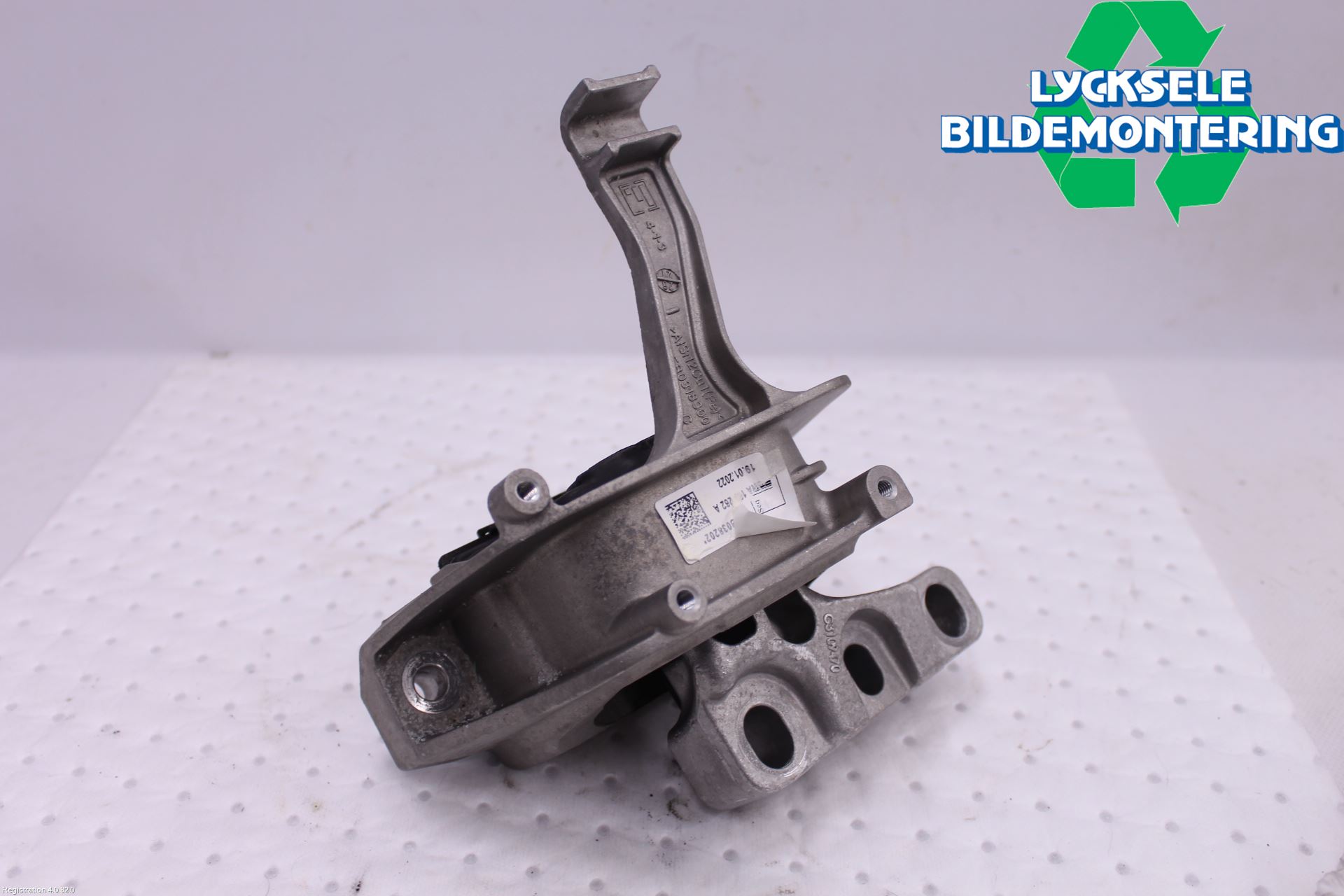 Volkswagen VW T-ROC 18- Motorfäste