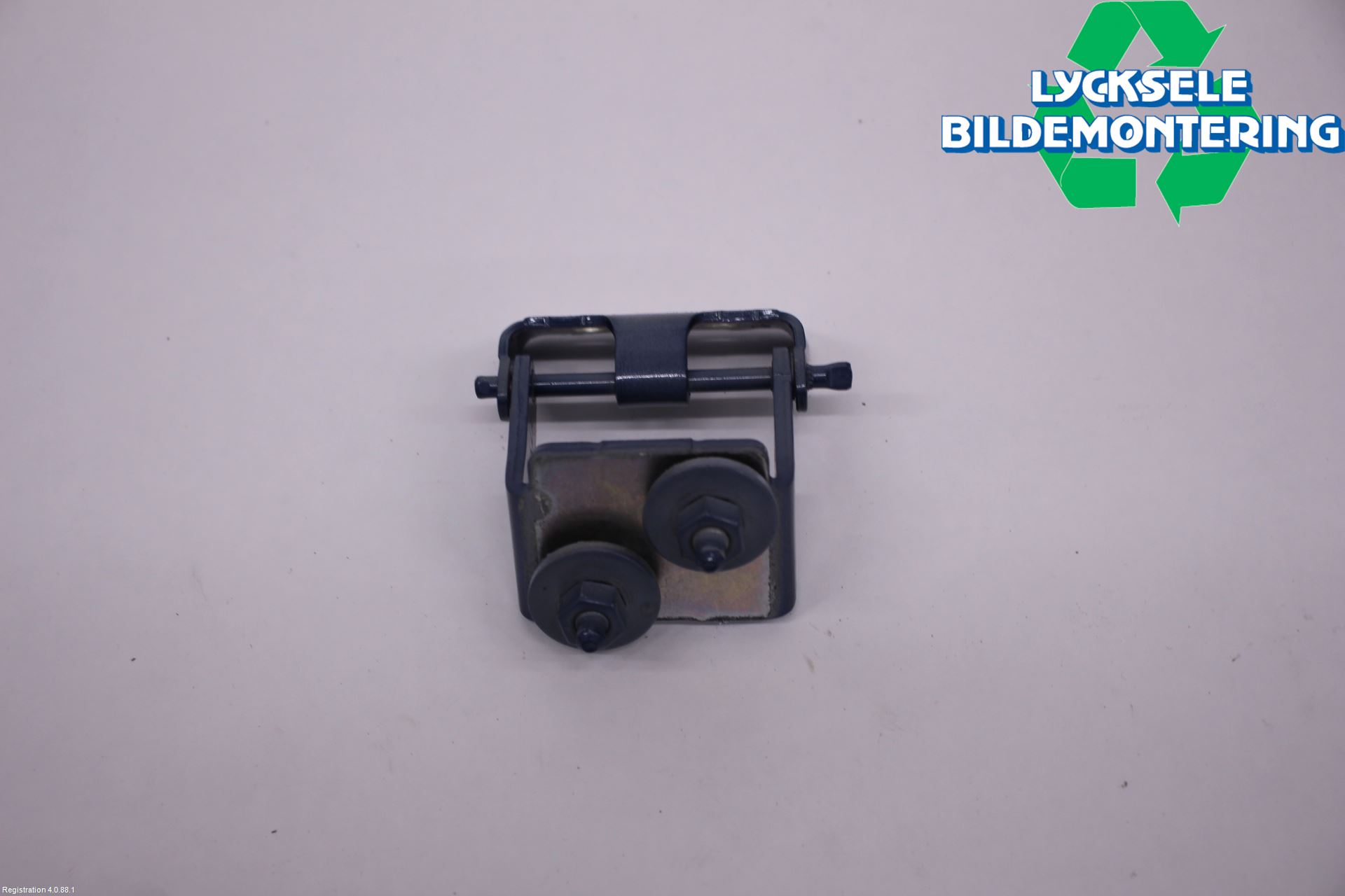 Ford FOCUS 19- Bakluckegångjärn Hö