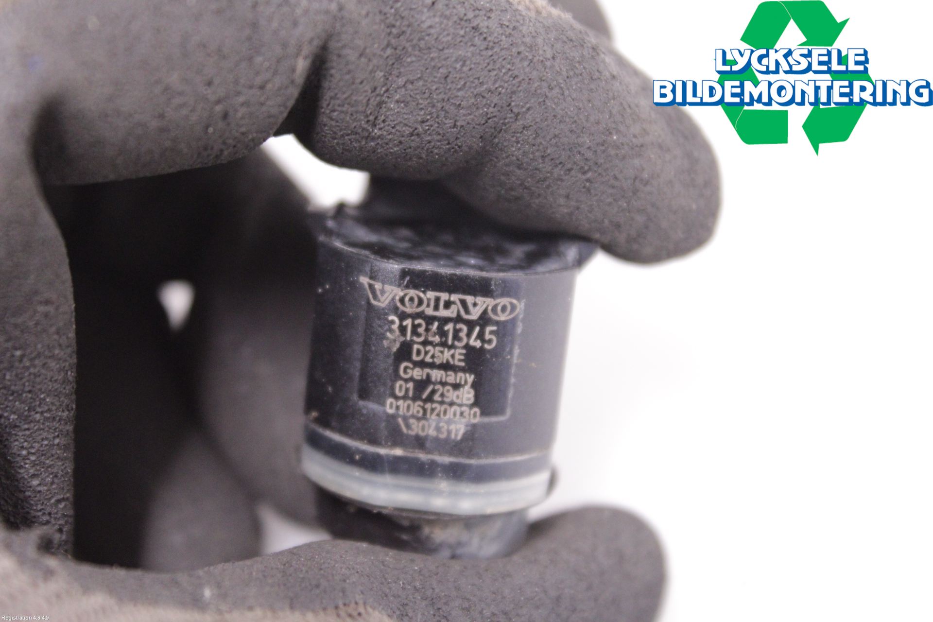 Volvo XC70 08-13 Parkeringshjälp Frontsensor