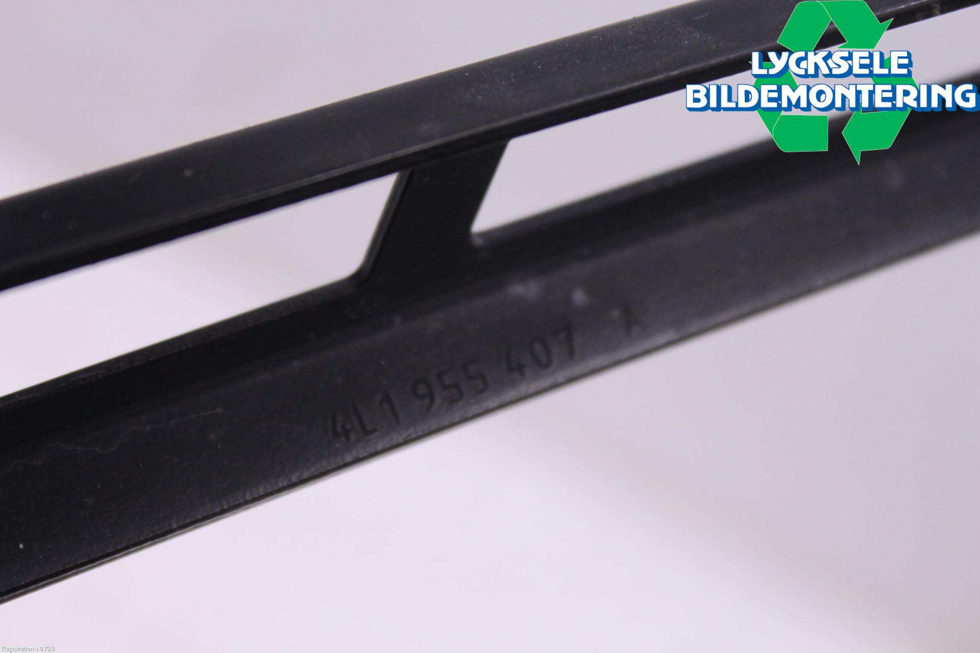 Audi Q7/SQ7 Torkararm Armar Vindruta